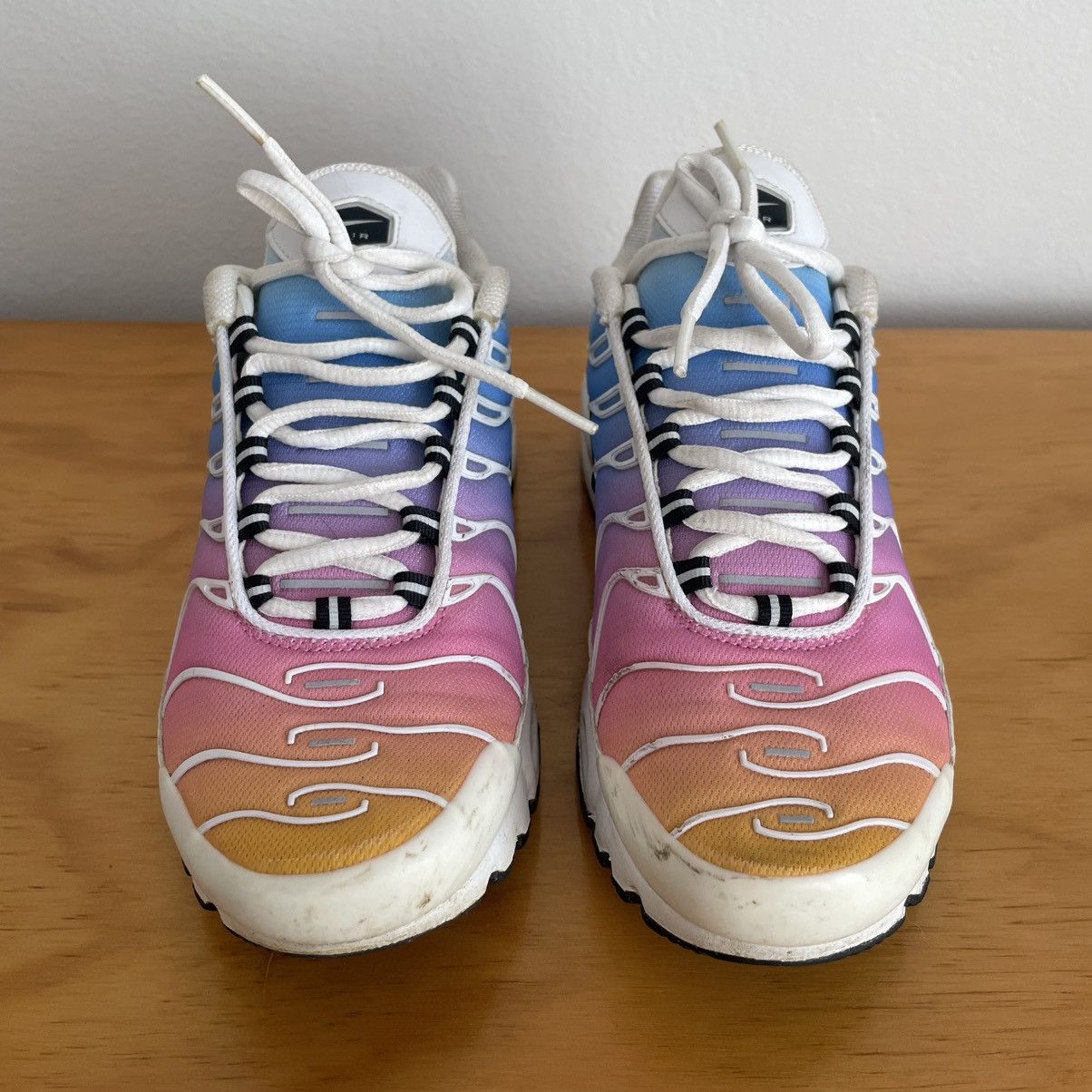 Nike Nike Air Max Plus TN (Rainbow) Sneakers Size US 7 / IT 37 - 6 Thumbnail