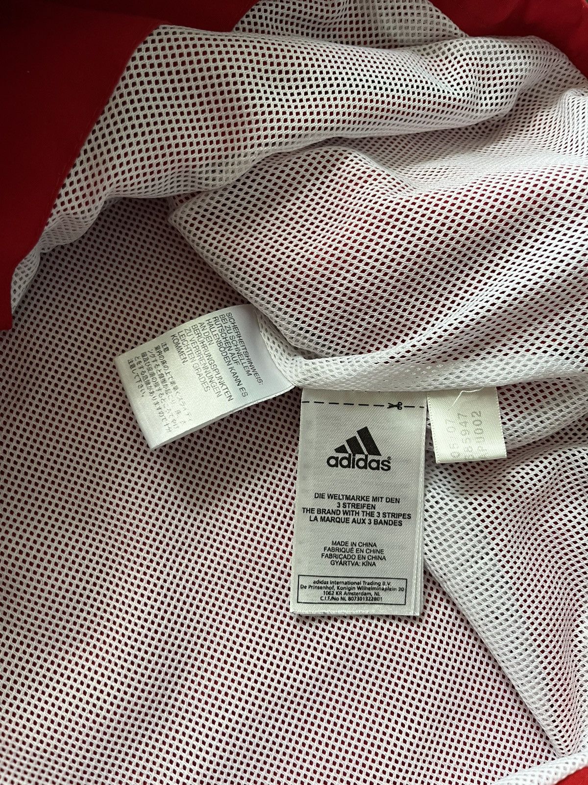 Vintage 2007-08 Liverpool adidas Track Jacket size L Size US L / EU 52-54 / 3 - 6 Thumbnail