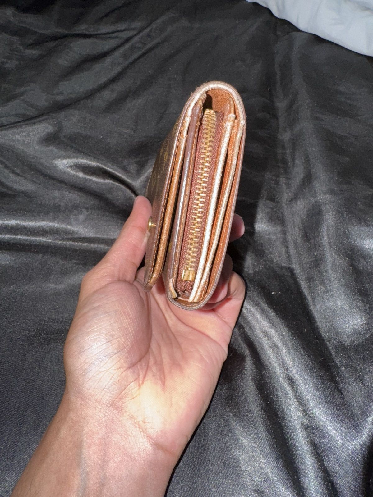 Louis Vuitton Louis Vuitton Bifold Wallet Monogram With Zippered Coin Size ONE SIZE - 10 Thumbnail
