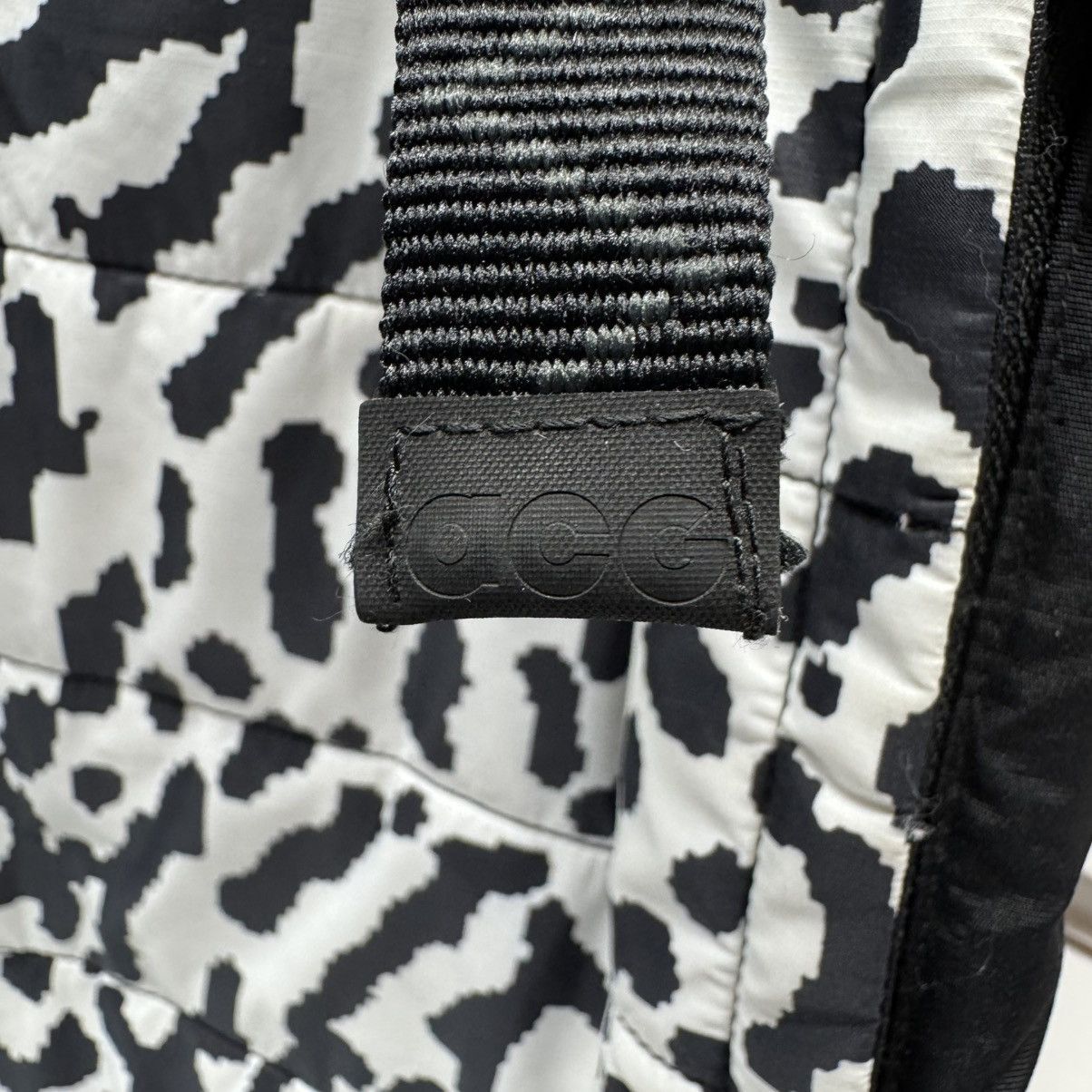 Nike ACG × Vintage Nike ACG Primaloft Trail Pant White Black CI0457-100 Medium Size US 32 / EU 48 - 6 Thumbnail
