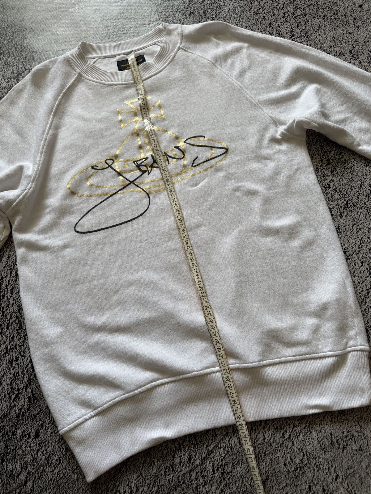 Vivienne Westwood Vivienne Westwood Vintage White Centre Logo Sweatshirt Size US S / EU 44-46 / 1 - 19 Thumbnail