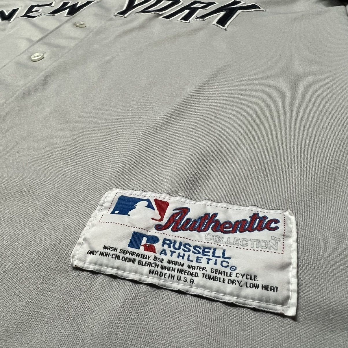 MLB × Russell Athletic × Vintage Vintage 2003 MLB 🇺🇸 New York Yankees GREEN #25 Jersey Size US XL / EU 56 / 4 - 8 Thumbnail