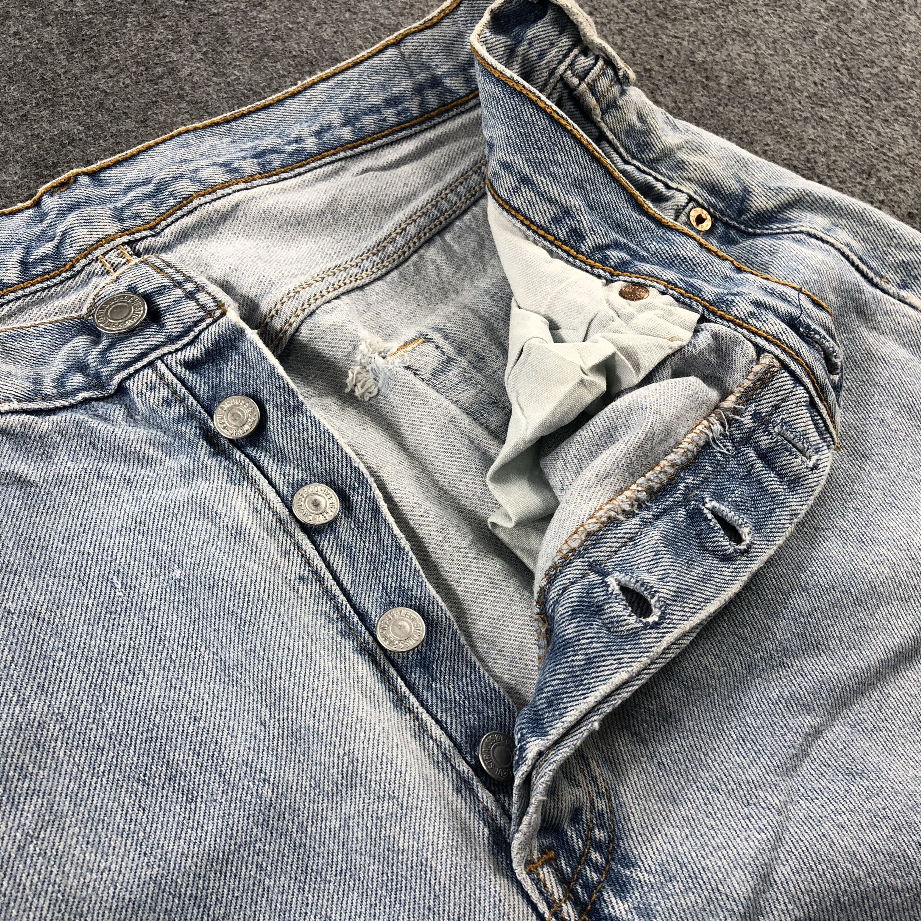 Levi's Vintage Blue Wash Levis 501 Jeans-J2556 Size US 32 / EU 48 - 11 Thumbnail