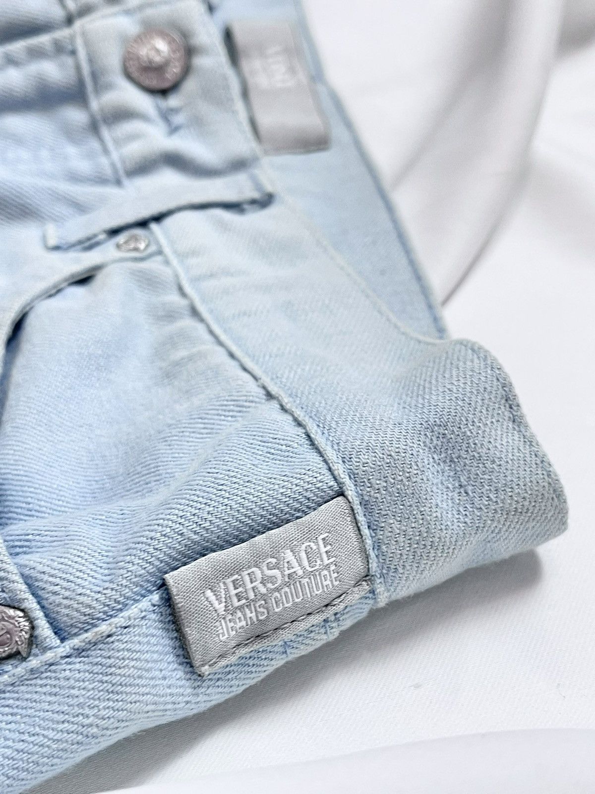 Versace Jeans Couture Versace Jeans Couture Straight-Leg Light Denim Cropped Jeans Size US 33 - 4 Thumbnail
