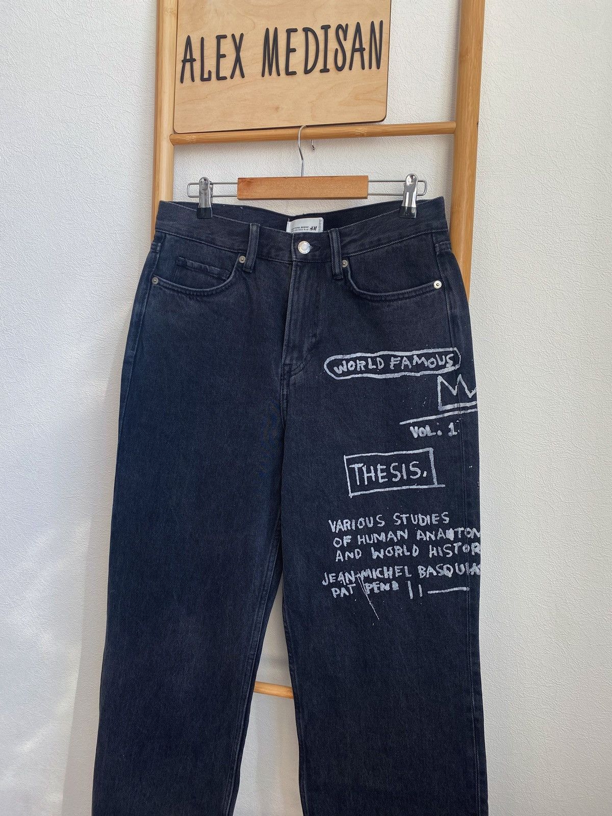 H&M × Jean-Michel Basquiat × Who Decides War Who Decides War Baggy denim jeans H&M x Basquiat x Ev&Tela Size US 34 / EU 50 - 4 Thumbnail