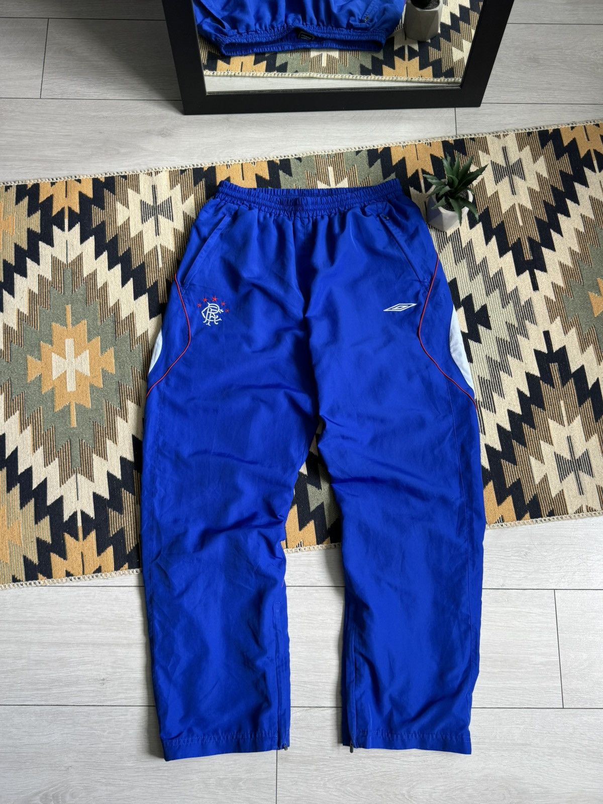 Umbro Vintage Umbro Rangers Drill Nylon Track Pants Size US 34 / EU 50 - 1 Thumbnail
