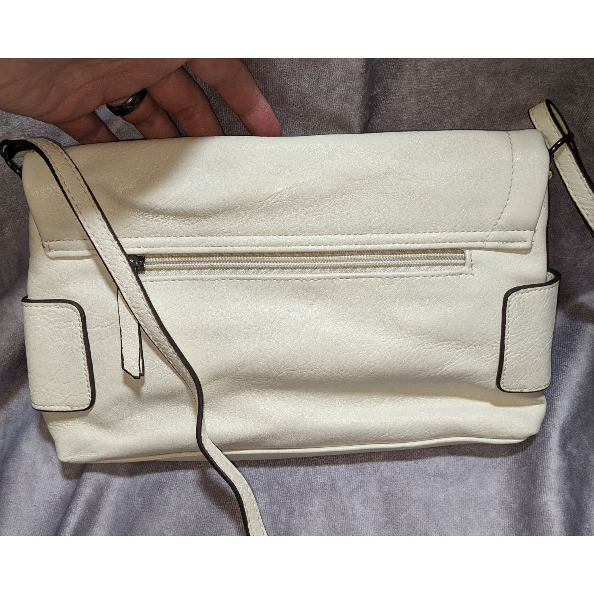 Nicole Miller Nicole Miller New York Cream Faux Leather Crossbody Bag With Size ONE SIZE - 6 Thumbnail