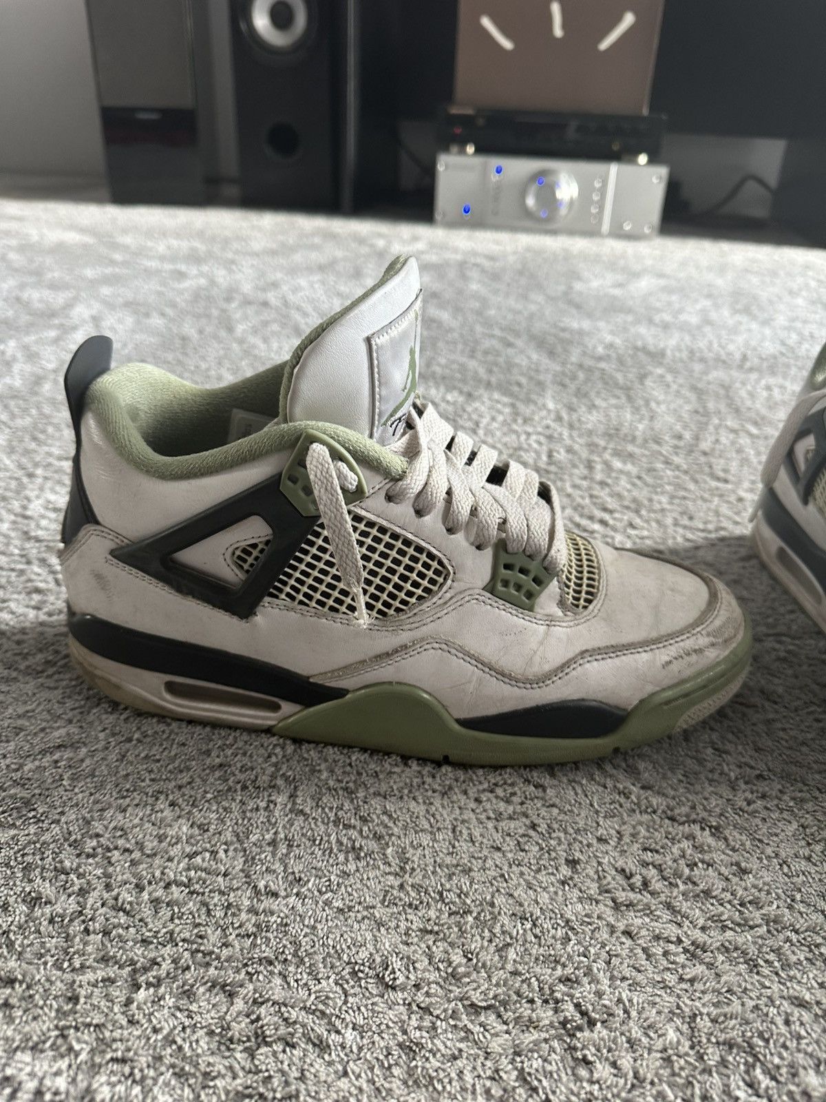 Jordan Brand Jordan 4 seafoam 23 Size US 11.5 / EU 44-45 - 4 Thumbnail