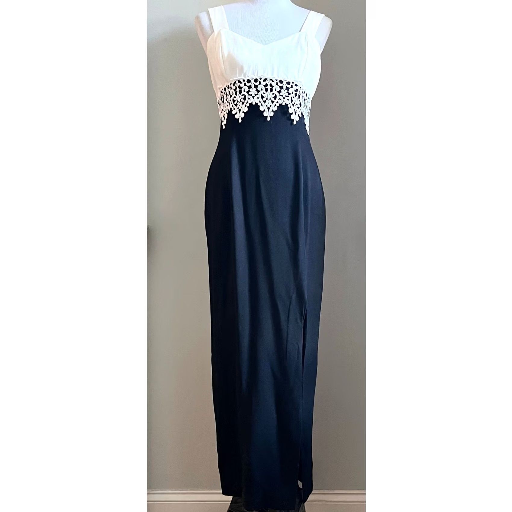 Jessica McClintock VINTAGE Jessica McClintock Gunne Sax Dress Formal 90s Black Ivory Lace Size 9/10 Adults Womens Eve/Evening Ball Gown Size M / US 6-8 / IT 42-44 - 2 Thumbnail
