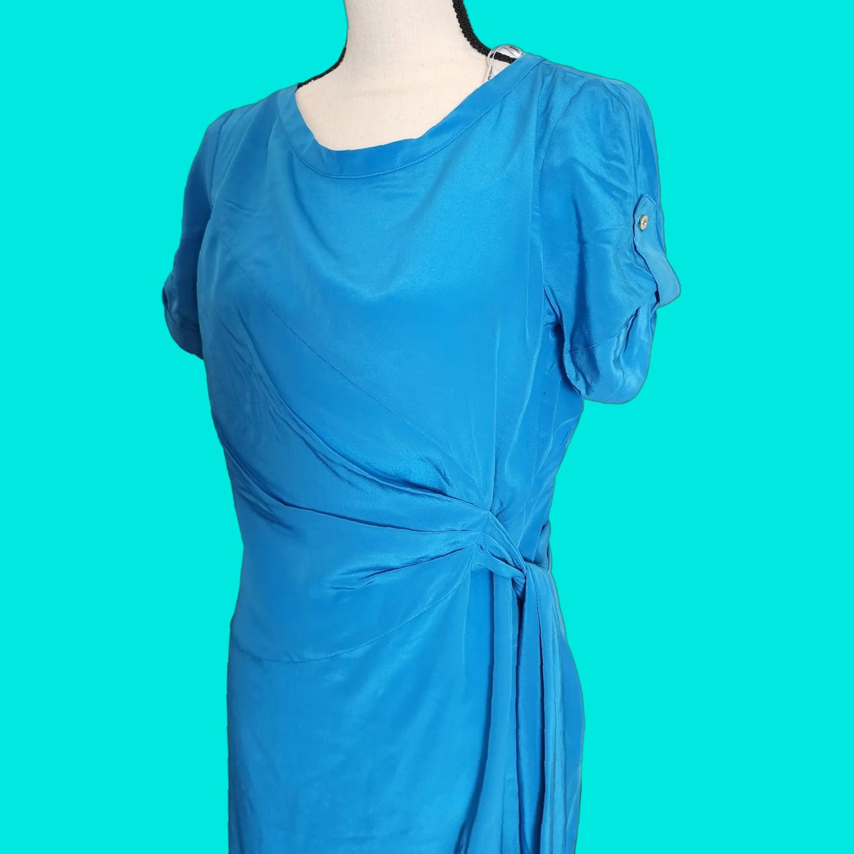 Donna Morgan Donna Morgan Dress Blue Size 8P Short Sleeve Knee Length Fit & Flare Waist Tie Size 30" / US 8 / IT 44 - 1 Thumbnail