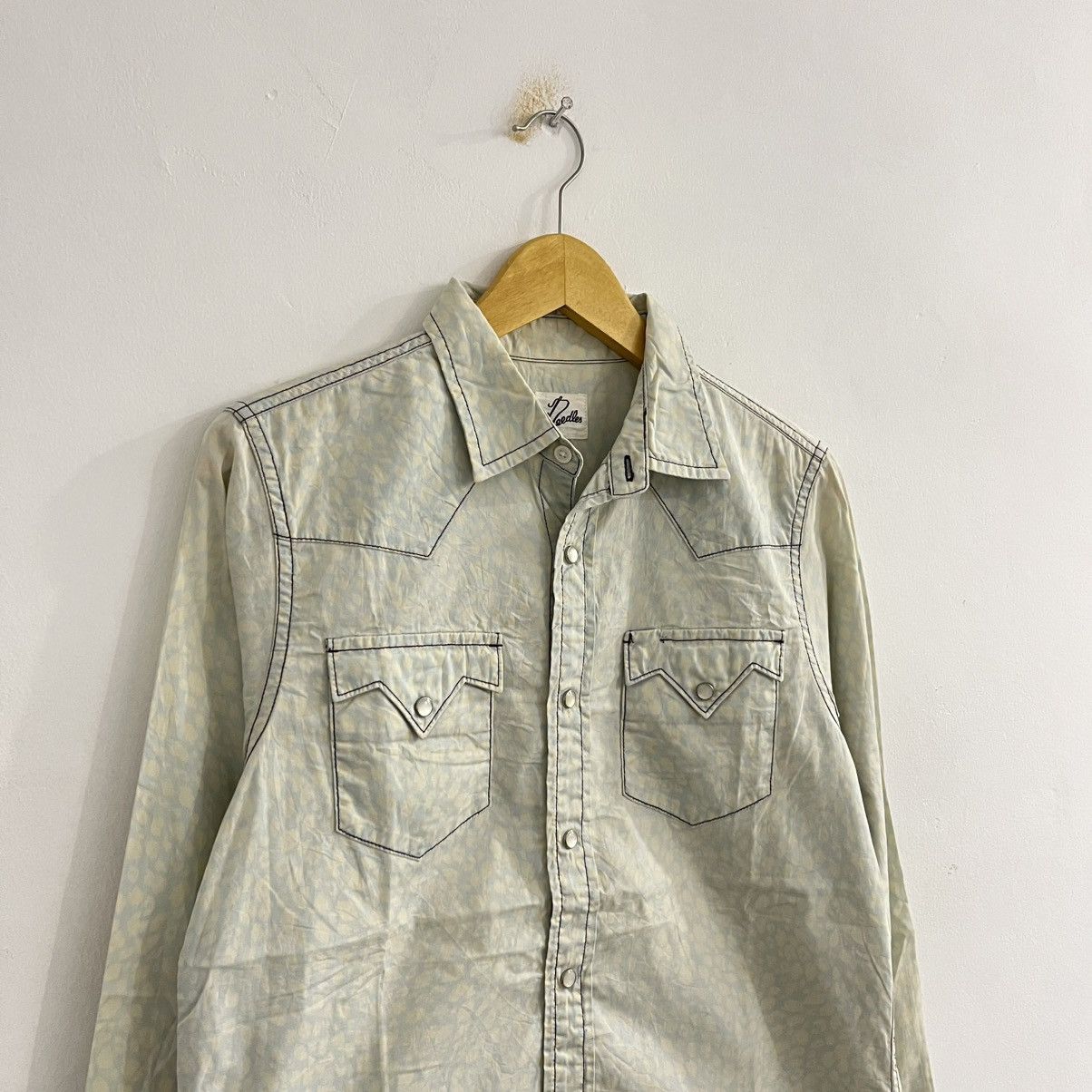 Needles Needles Western Fit Button Up Size US M / EU 48-50 / 2 - 3 Thumbnail