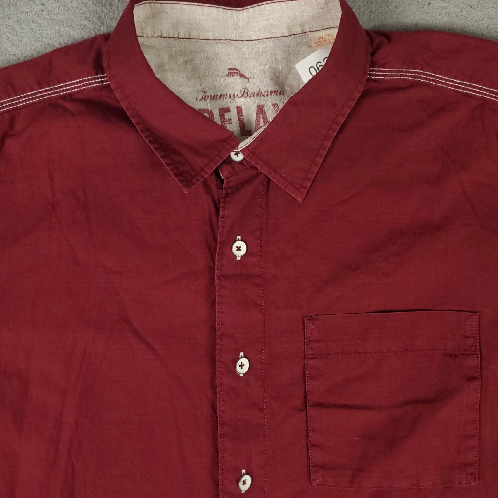 Tommy Bahama VINTAGE Tommy Bahama Men’s Shirt Short Sleeve Button Up Size XL Red Cotton Casual Beach Tropical Size US XL / EU 56 / 4 - 2 Thumbnail