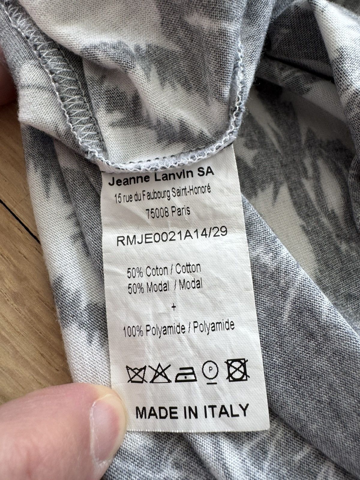 Lanvin Limited Edition Wolf Tee Size US M / EU 48-50 / 2 - 7 Thumbnail