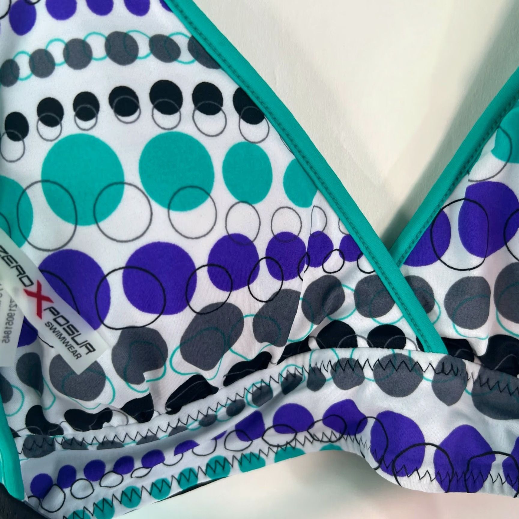 Vintage Zero Posor Womens Geoprint Reversible Halter Green Blue Bikini Top Size 10 Size L / US 10 / IT 46 - 7 Thumbnail