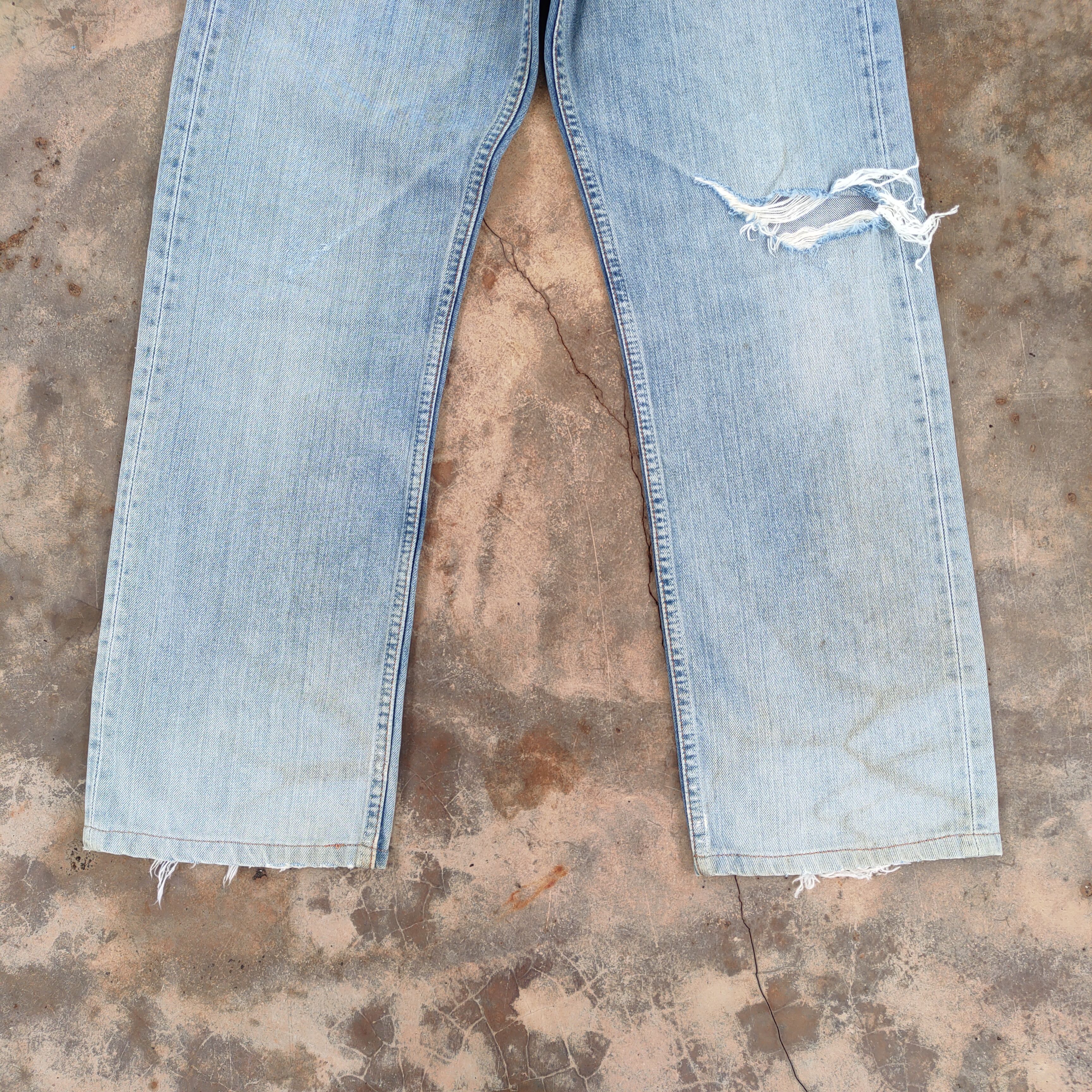 Levi's Vintage Clothing VINTAGE LEVI'S 512 FADED DISTRESSED JEANS DENIM PANTS Size US 30 / EU 46 - 4 Thumbnail