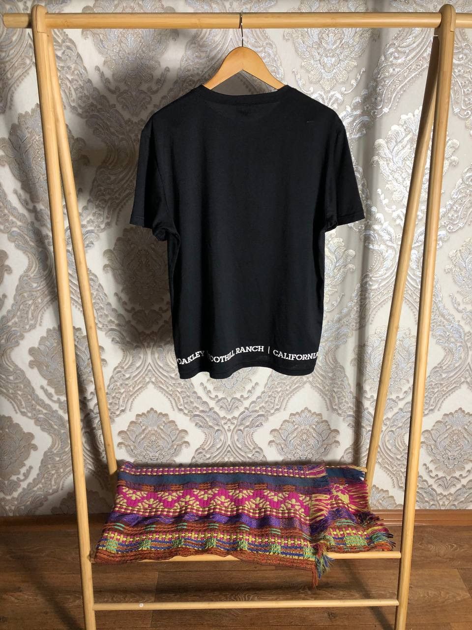 Oakley VINTAGE OAKLEY RUNNING T-SHIRT SURF SKATEBOARD RETRO Y2K 90s Size US L / EU 52-54 / 3 - 9 Thumbnail