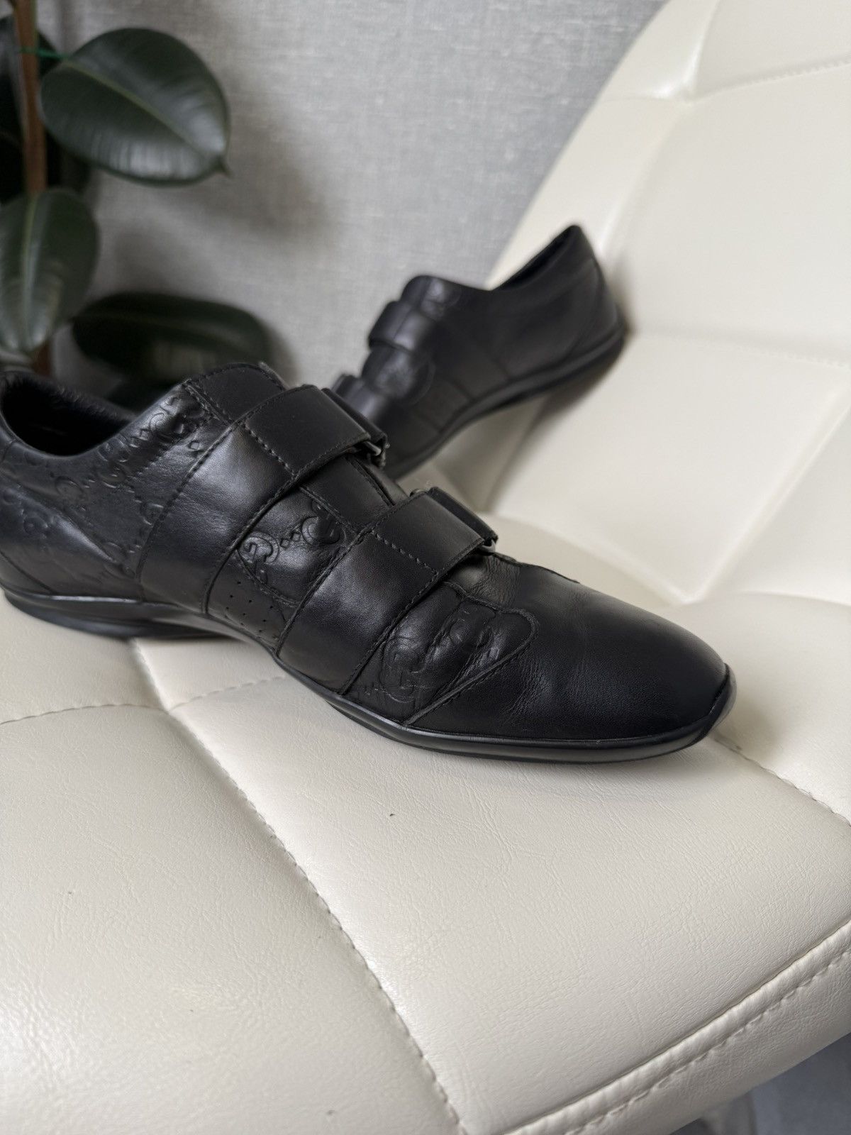 Gucci Gucci GG Guccissima Monogram Black Leather Sneakers (121830) Size US 7 / IT 37 - 7 Thumbnail