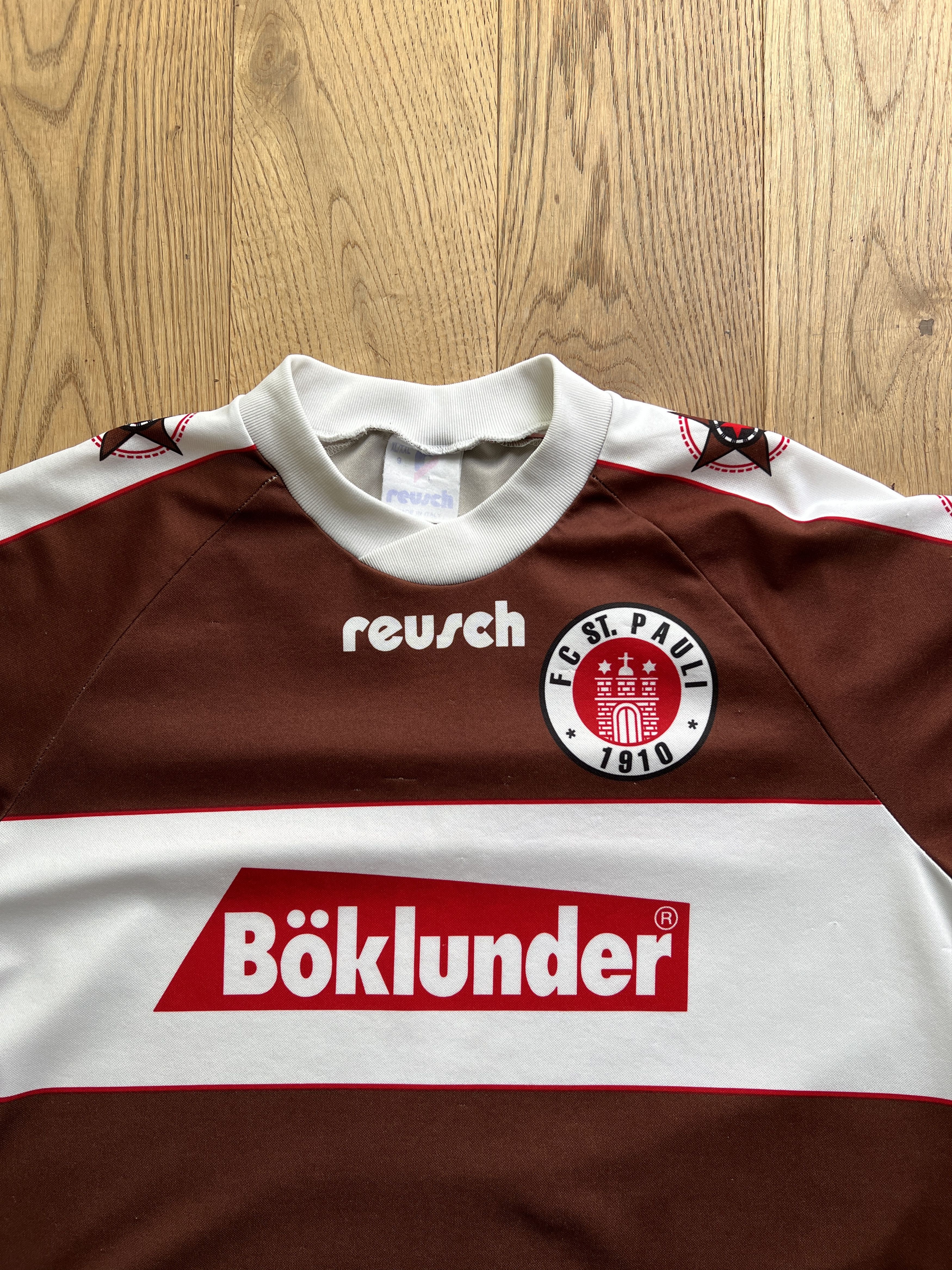 Other Rare! FC ST Pauli 1995 home striped football jersey reusch Size US XL / EU 56 / 4 - 6 Thumbnail