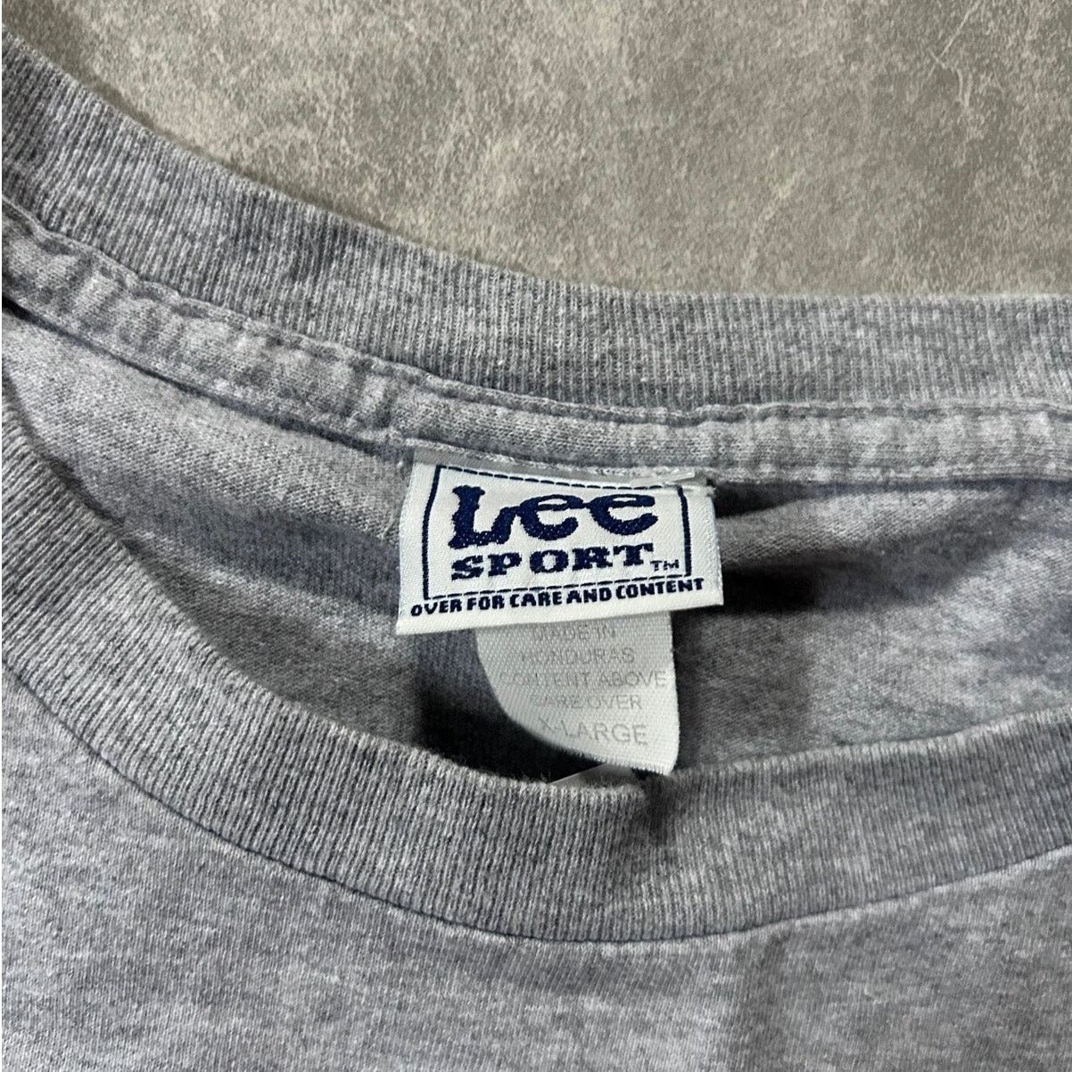 Lee 2000s Vintage Chicago Cubs Lee Sports Grey T Shirt Size XL Size US XL / EU 56 / 4 - 3 Thumbnail