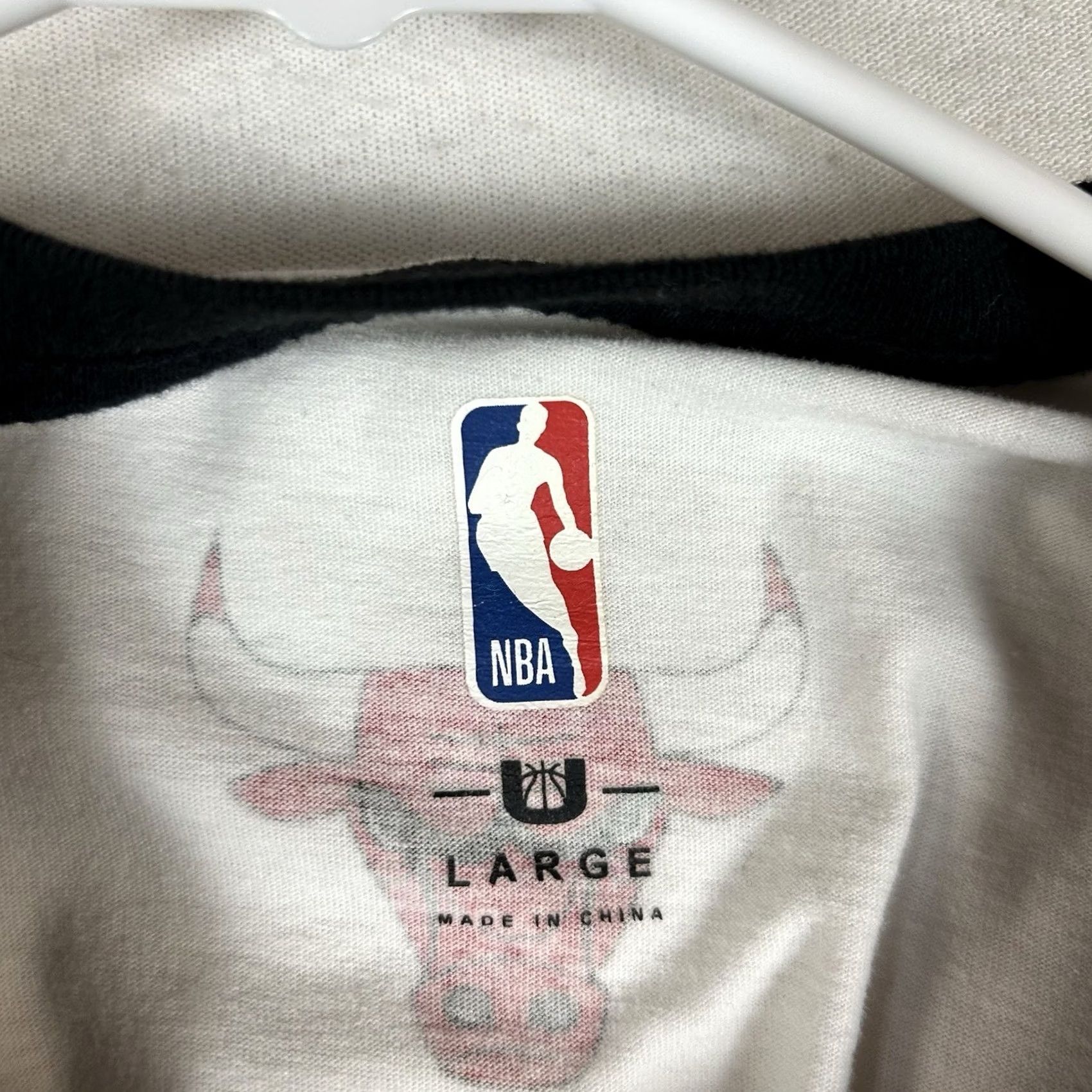 NBA Chicago Bulls Men's L T-Shirt NBA All Over Front Print Black Short Sleeve Size US L / EU 52-54 / 3 - 2 Thumbnail