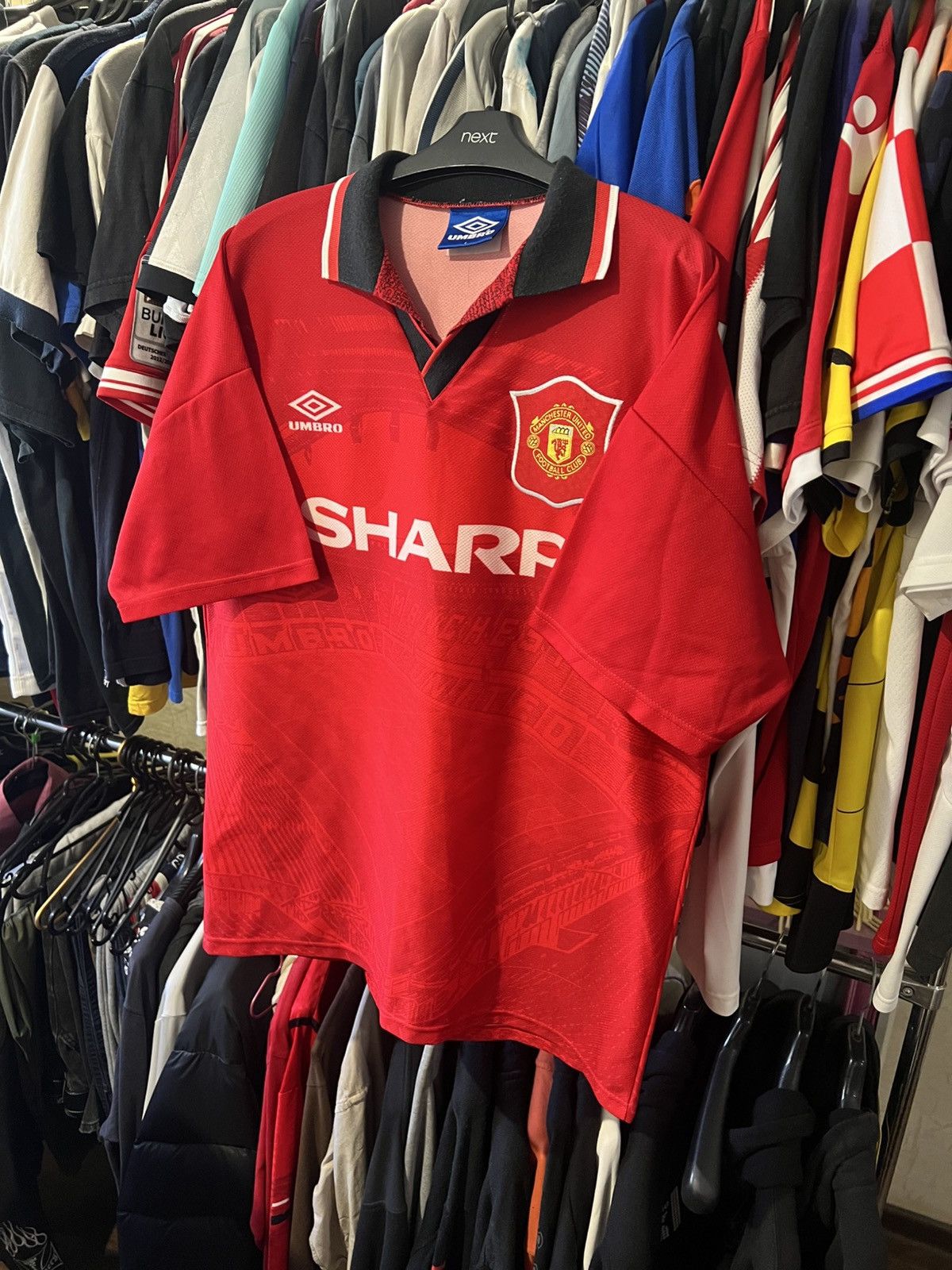 Umbro 1994/1995 UMBRO MANCHESTER UNITED HOME FOOTBALL SHIRT SIZE L Size US L / EU 52-54 / 3 - 2 Thumbnail