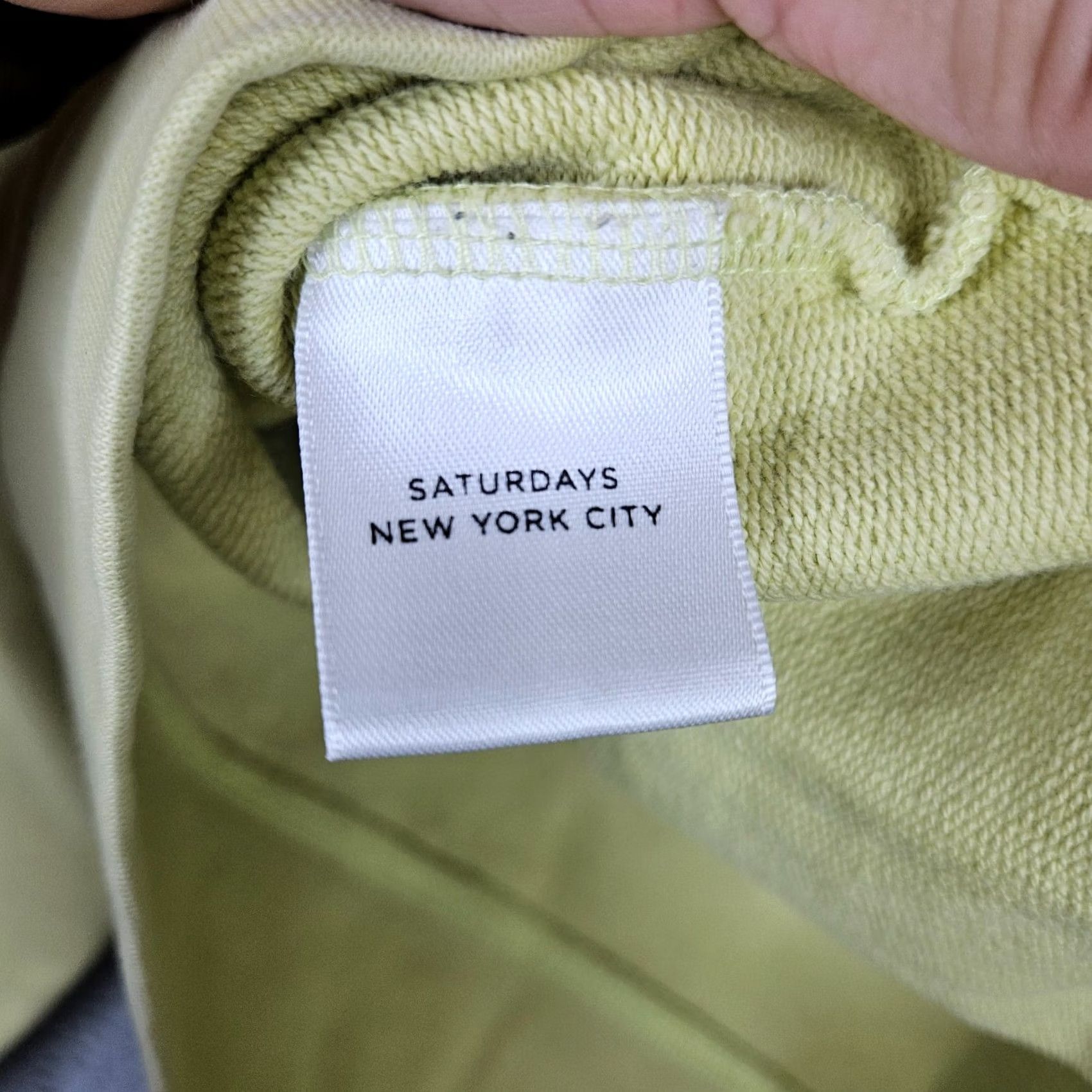 Vintage SATURDAYS NEW YORK CITY Women's Yellow Crew Neck Sweatshirt L Sweatshirt for Women Yellow Regular Size L Size L / US 10 / IT 46 - 7 Thumbnail