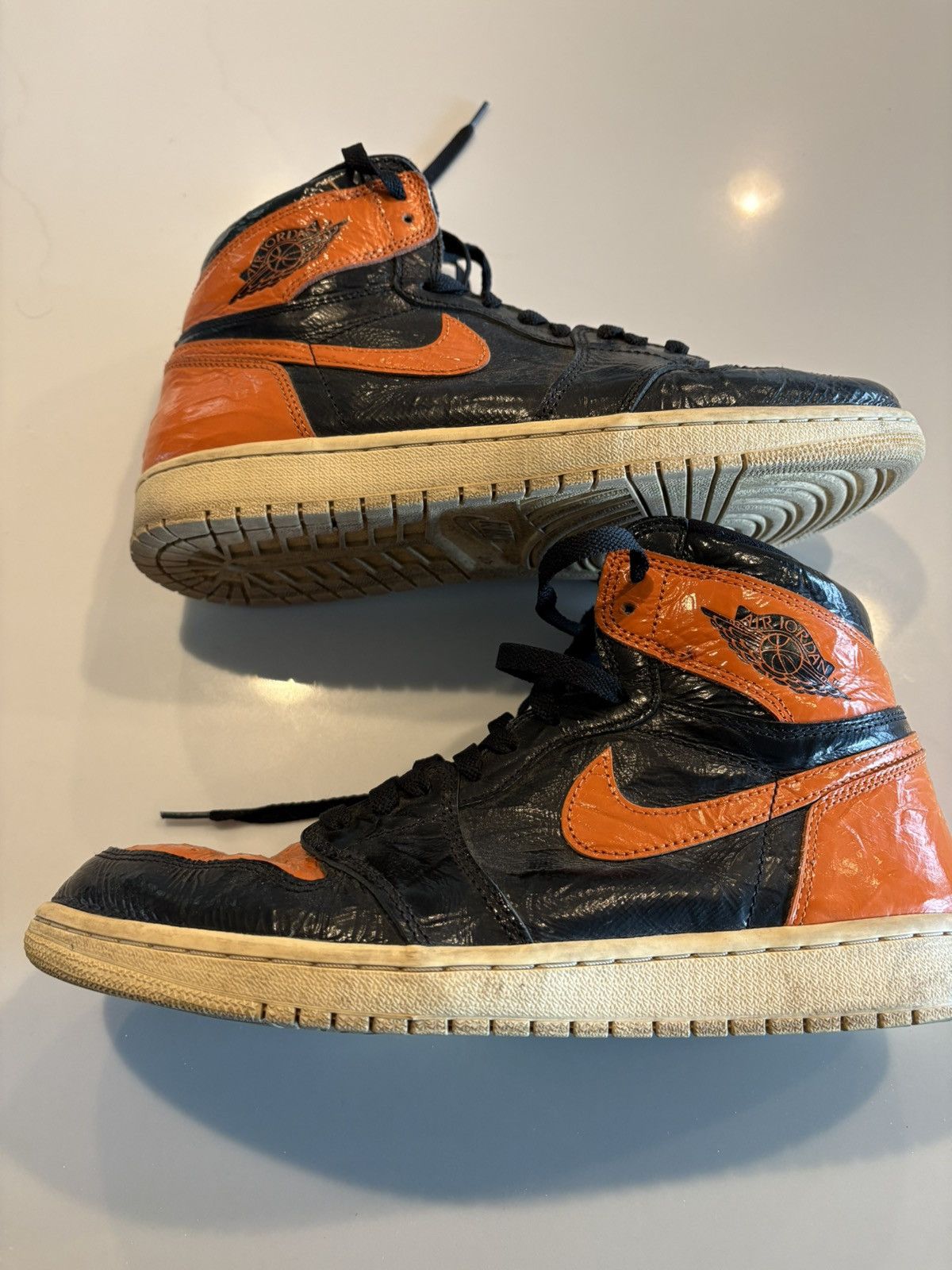 Jordan Brand × Nike Shattered backboard Retro Jordan 1 Size US 10 / EU 43 - 2 Thumbnail
