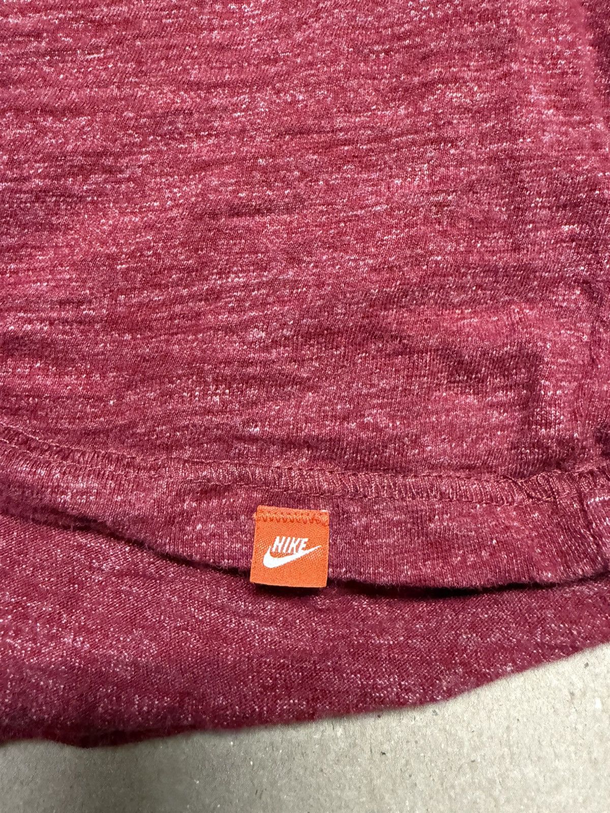 Nike Nike Red fashion T Shirt Extra Large XL Nice Rare! Size US XL / EU 56 / 4 - 3 Thumbnail