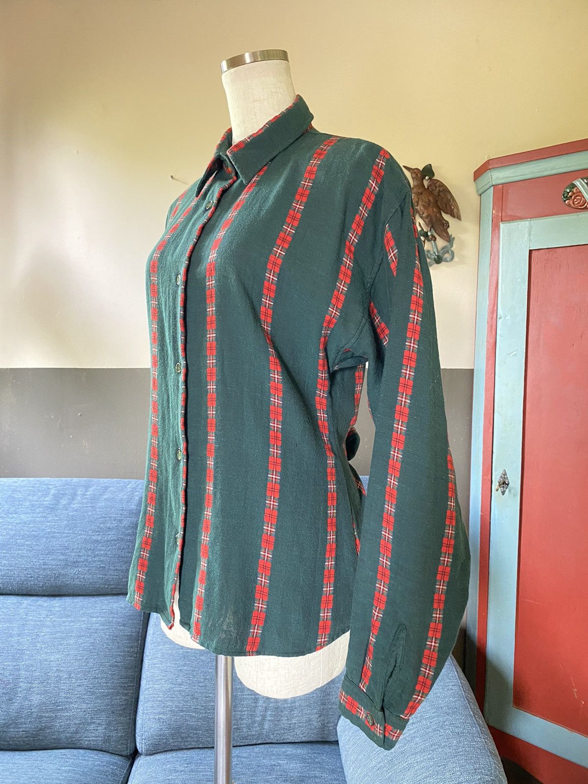 Designer × Vintage NARA CAMICE Green Long-Sleeve Shirt with Red Stripes Size M / US 6-8 / IT 42-44 - 1 Thumbnail