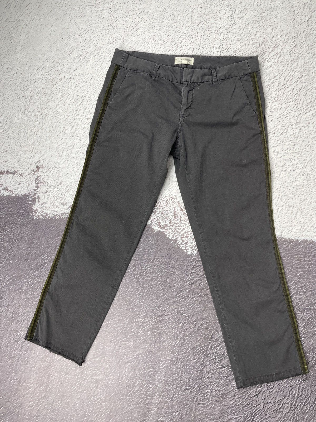 Nili Lotan Nili Lotan Pants Grey Drop Crotch Baggy Trousers Side Stripe Size 30" / US 8 / IT 44 - 1 Thumbnail