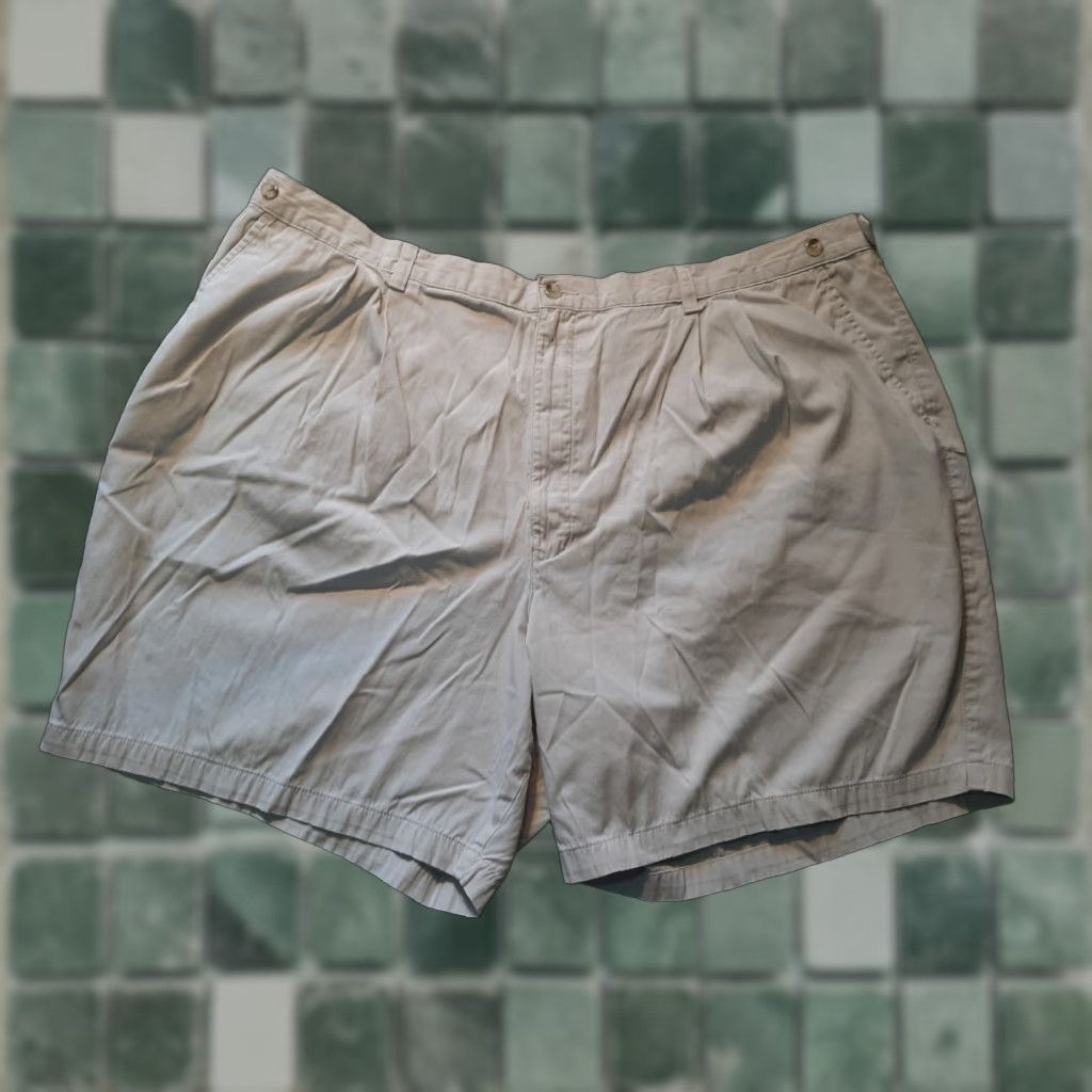 Roundtree & Yorke **ROUNDTREE & YORKE MEN'S CLASSIC FIT SHORTS 47 WAIST WHITE** User: ROUNDTREE & YORKE MEN'S CLASSIC FIT SHORTS WAIST 47 WHITE Size US 30 / EU 46 - 1 Thumbnail