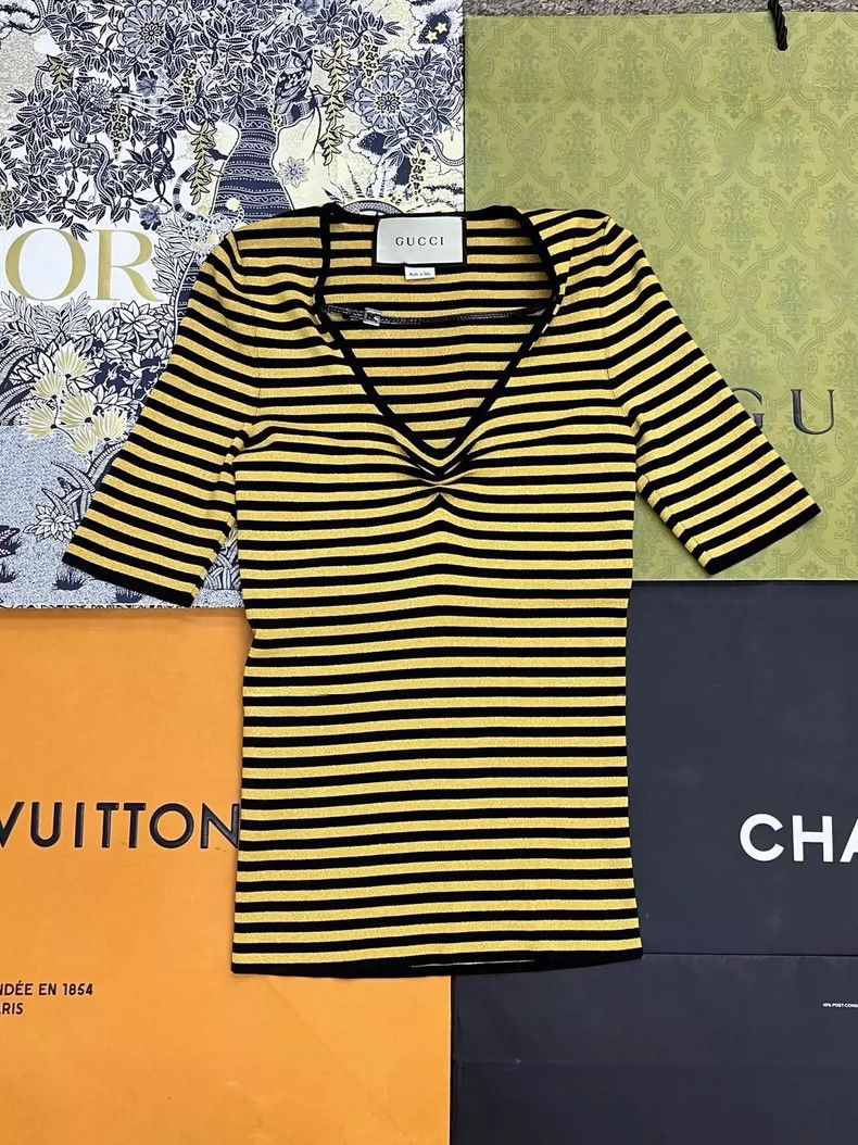 Gucci Gucci Striped V-Neck Knit Top - dmc Size US XS / EU 42 / 0 - 1 Thumbnail