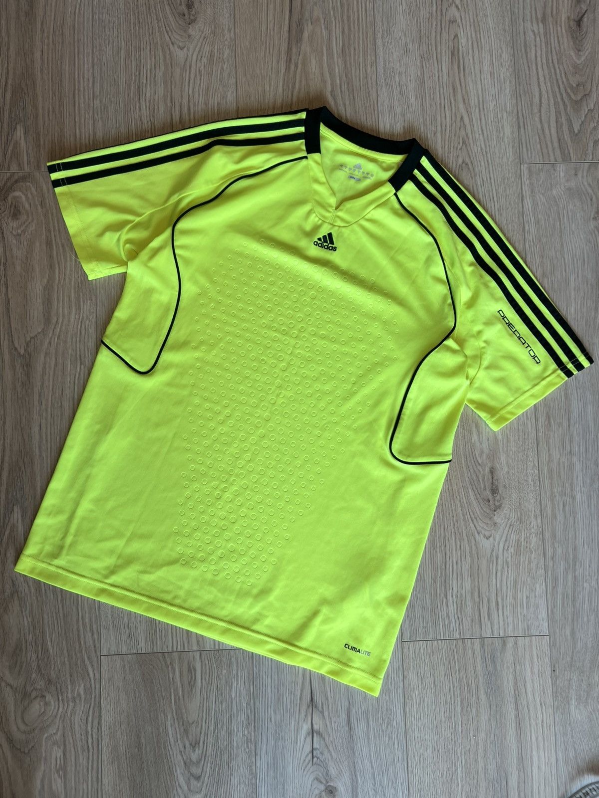 Adidas Adidas Predator Vintage T-shirt Size US M / EU 48-50 / 2 - 1 Thumbnail