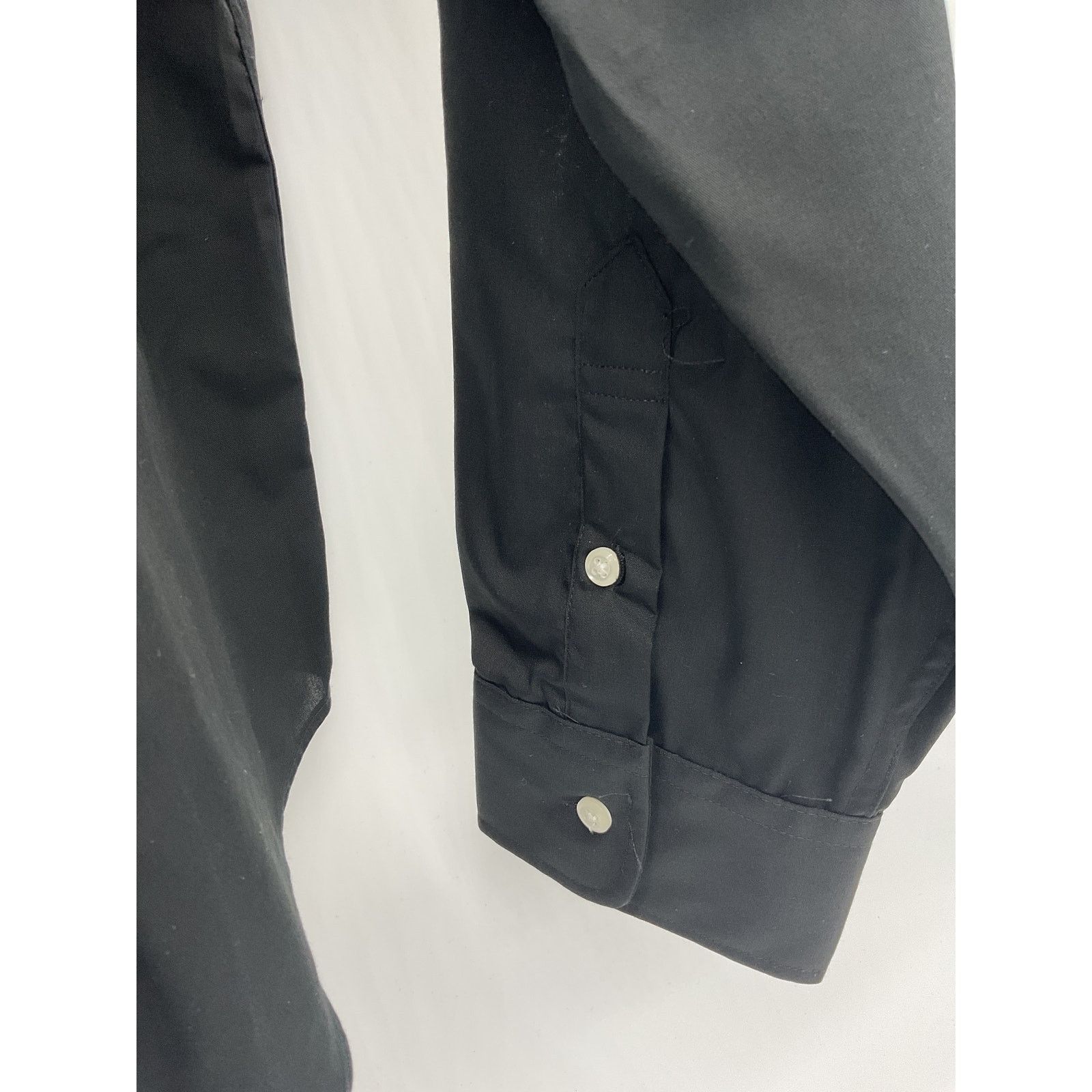 Van Heusen Van Heusen Women’s Button Up Dress Shirt - Size 20-22/2XL Size XXL / US 16-18 / IT 52-54 - 3 Thumbnail