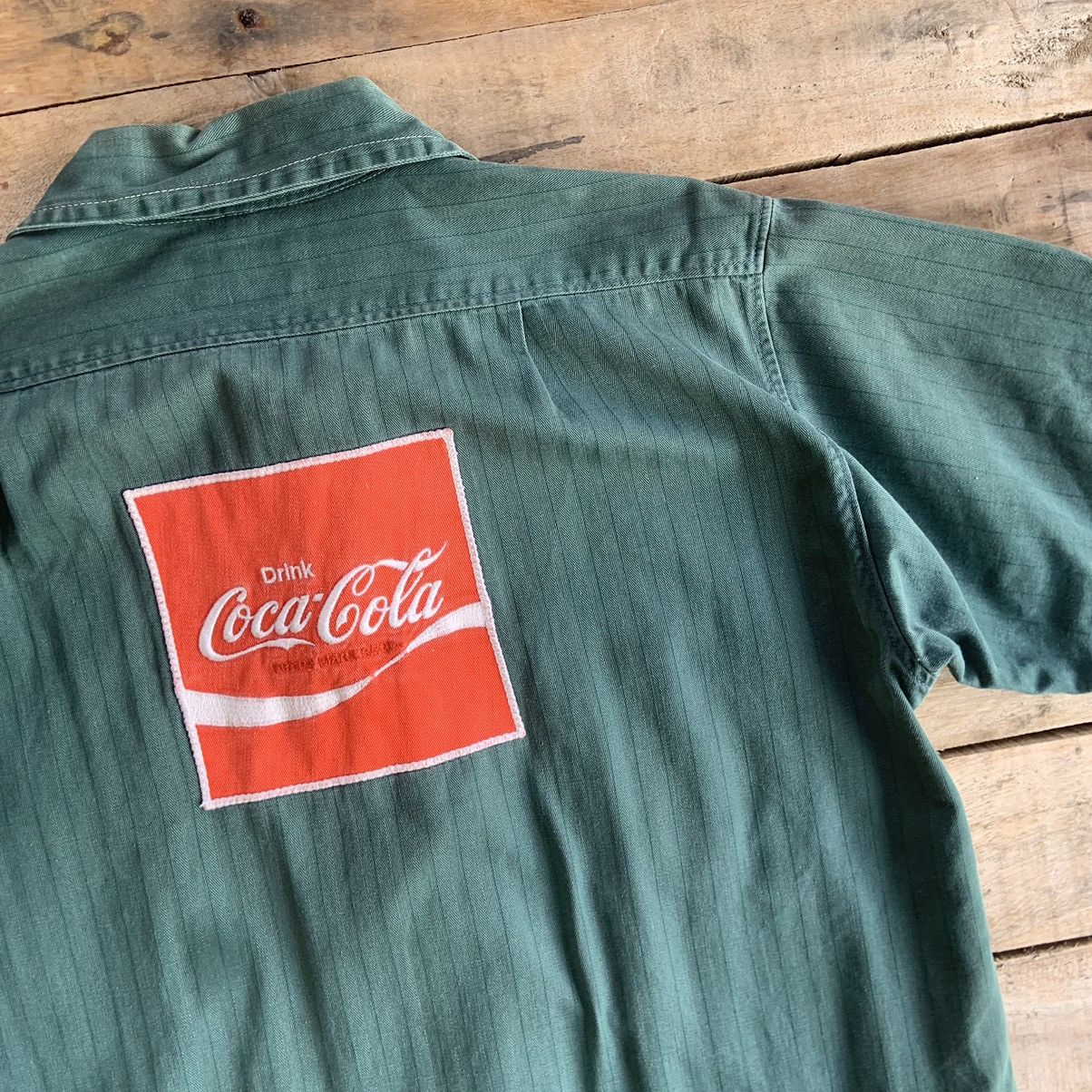 Vintage Vintage Work Shirt Coca Cola Patch Size US S / EU 44-46 / 1 - 7 Thumbnail