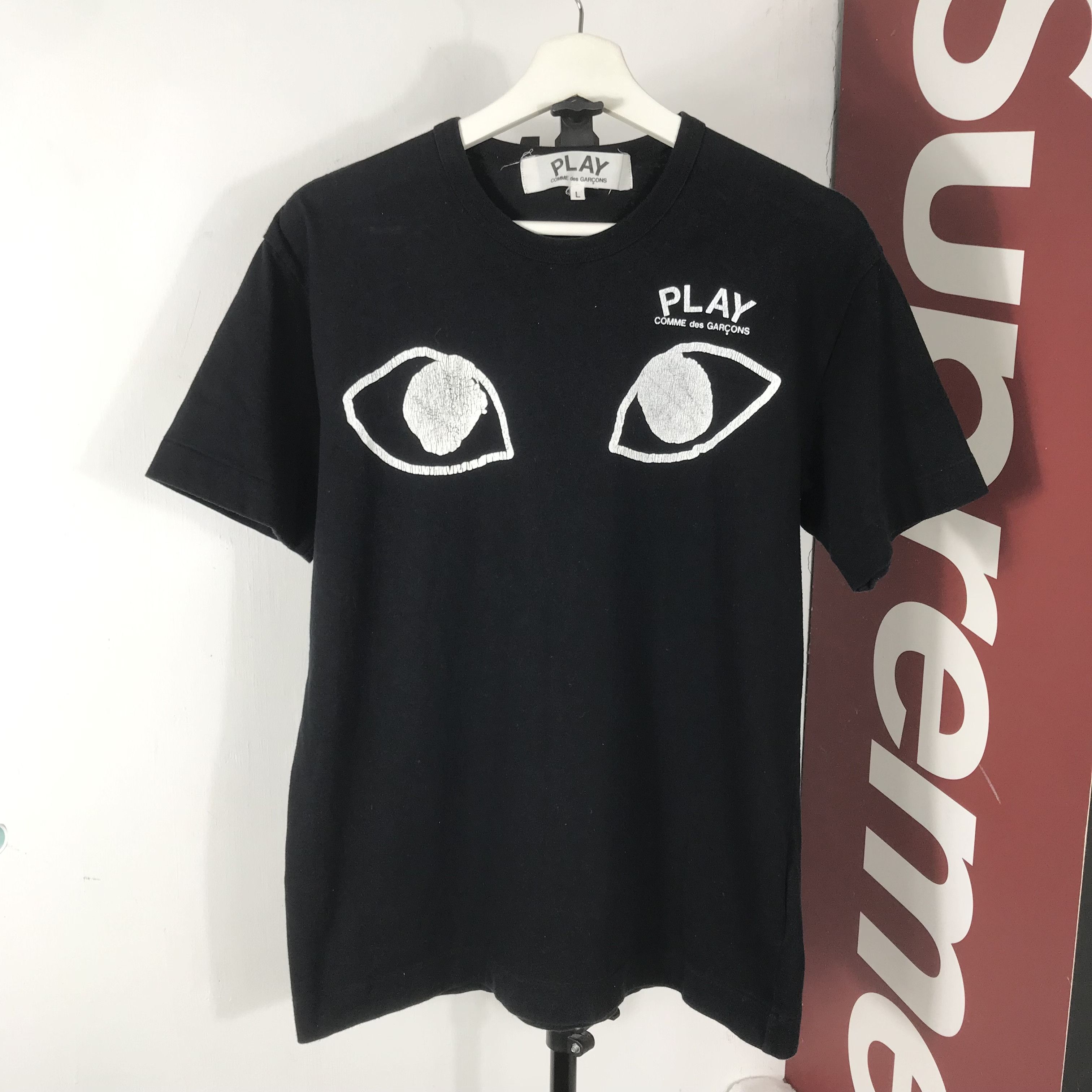 Comme des Garcons CDG PLAY Comme Des Garcons T-shirt Big logo Size US L / EU 52-54 / 3 - 1 Thumbnail