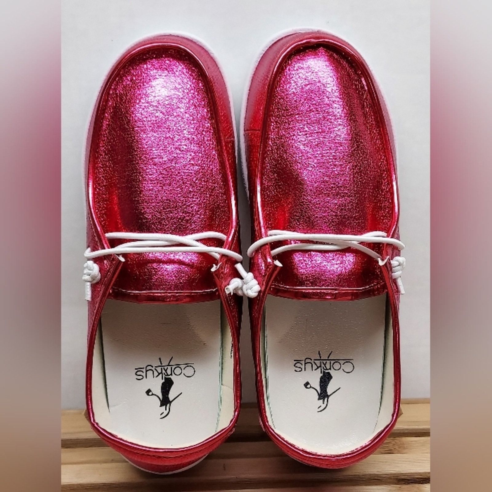 Other Corkys Womens Pink Crinkle Metallic Kayak Casual Shoes SZ 7 Size US 7 / IT 37 - 8 Thumbnail