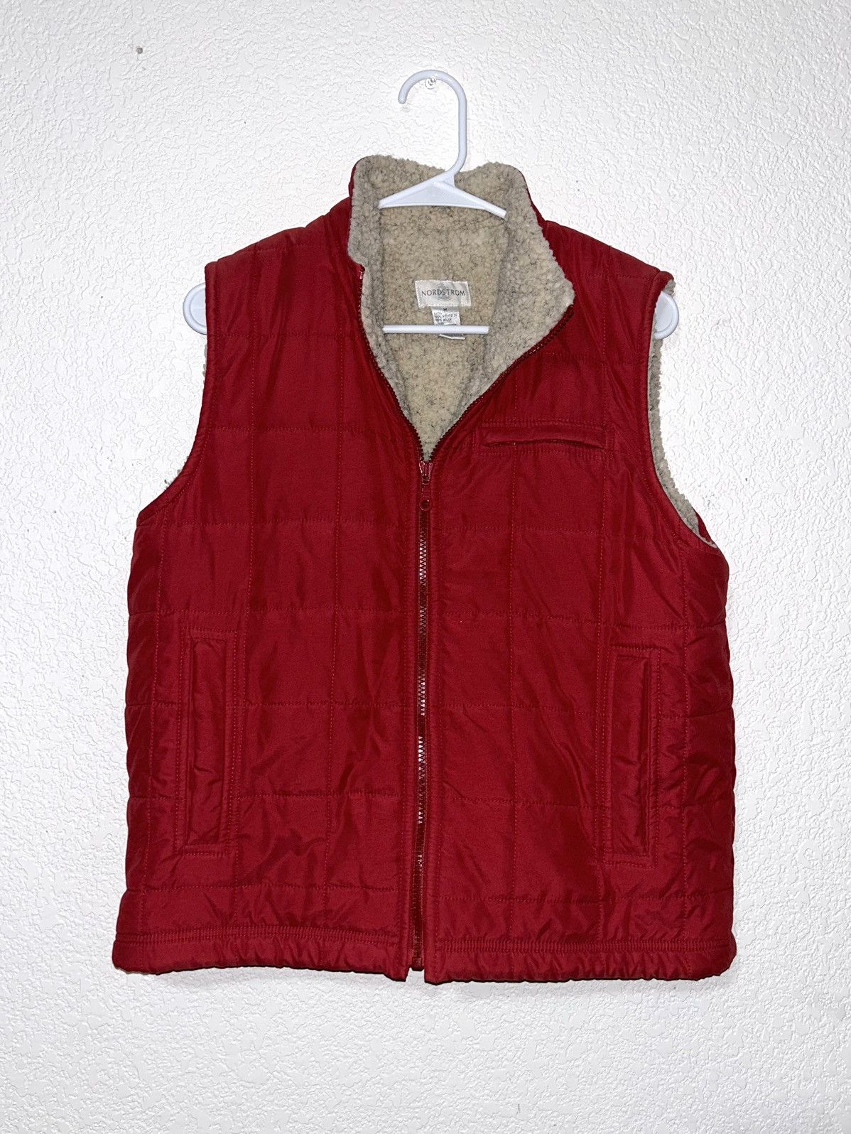 Nordstrom Nordstrom Puffer Red Vest Size US S / EU 44-46 / 1 - 1 Thumbnail
