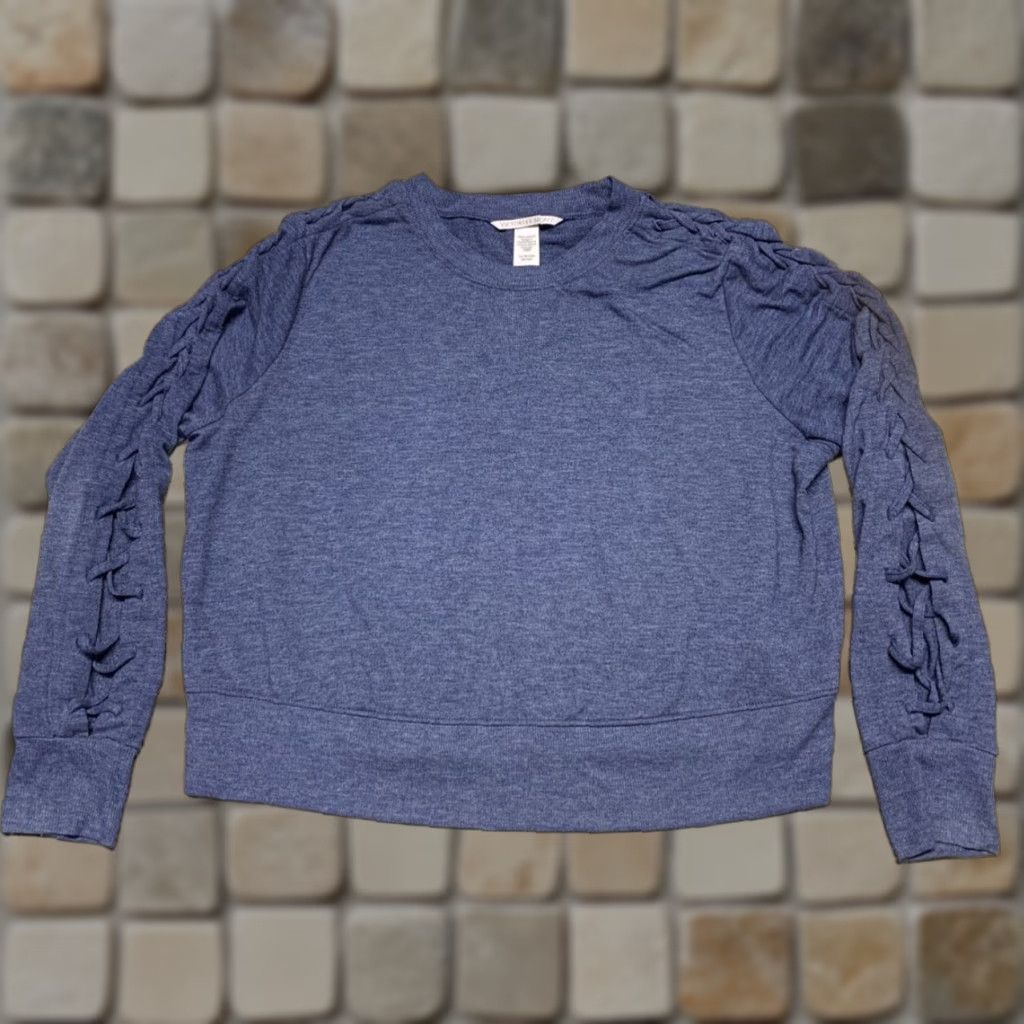 Victoria's Secret Victoria's Secret Woman's Long Sleeve Shirt XS Blue Pullover Crew Neck Laced Arm, Casual, Solid, Regular Fit, Fall Spring Summer Winter, Women Size XS / US 0-2 / IT 36-38 - 1 Thumbnail