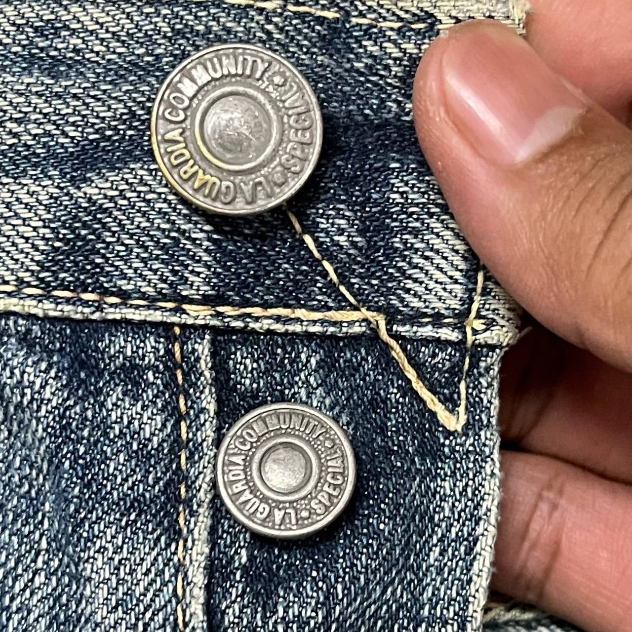 Japanese Brand Vintage La Guardia Selvedge Denim Thrashed Jeans Single ® Size US 30 / EU 46 - 10 Thumbnail