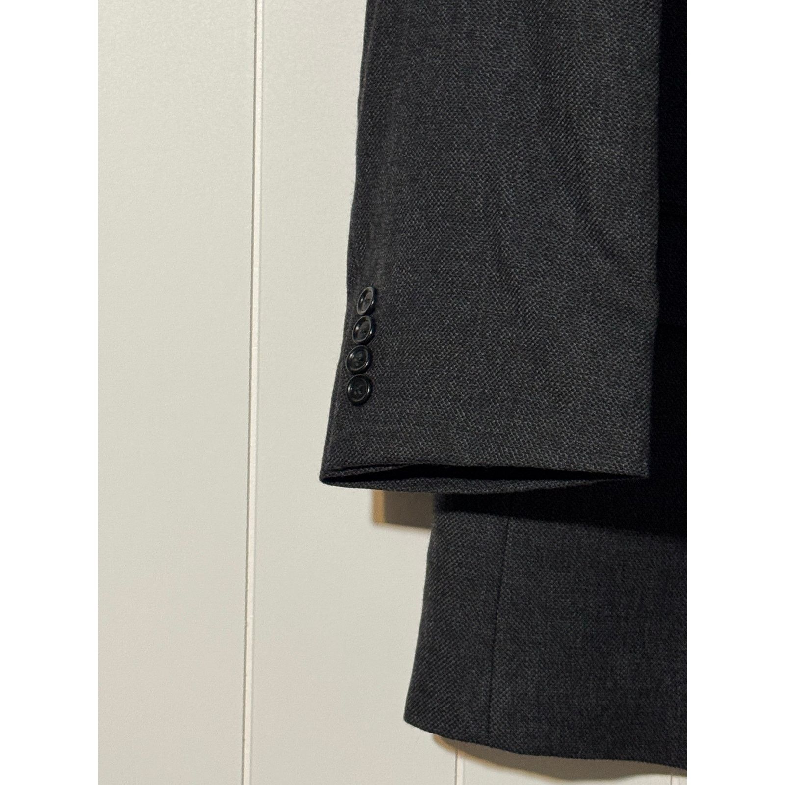 Jos. A. Bank Jos. A. Bank Traveler’s Collection 48R Wool Gray Sport Coat Size 48R - 2 Thumbnail