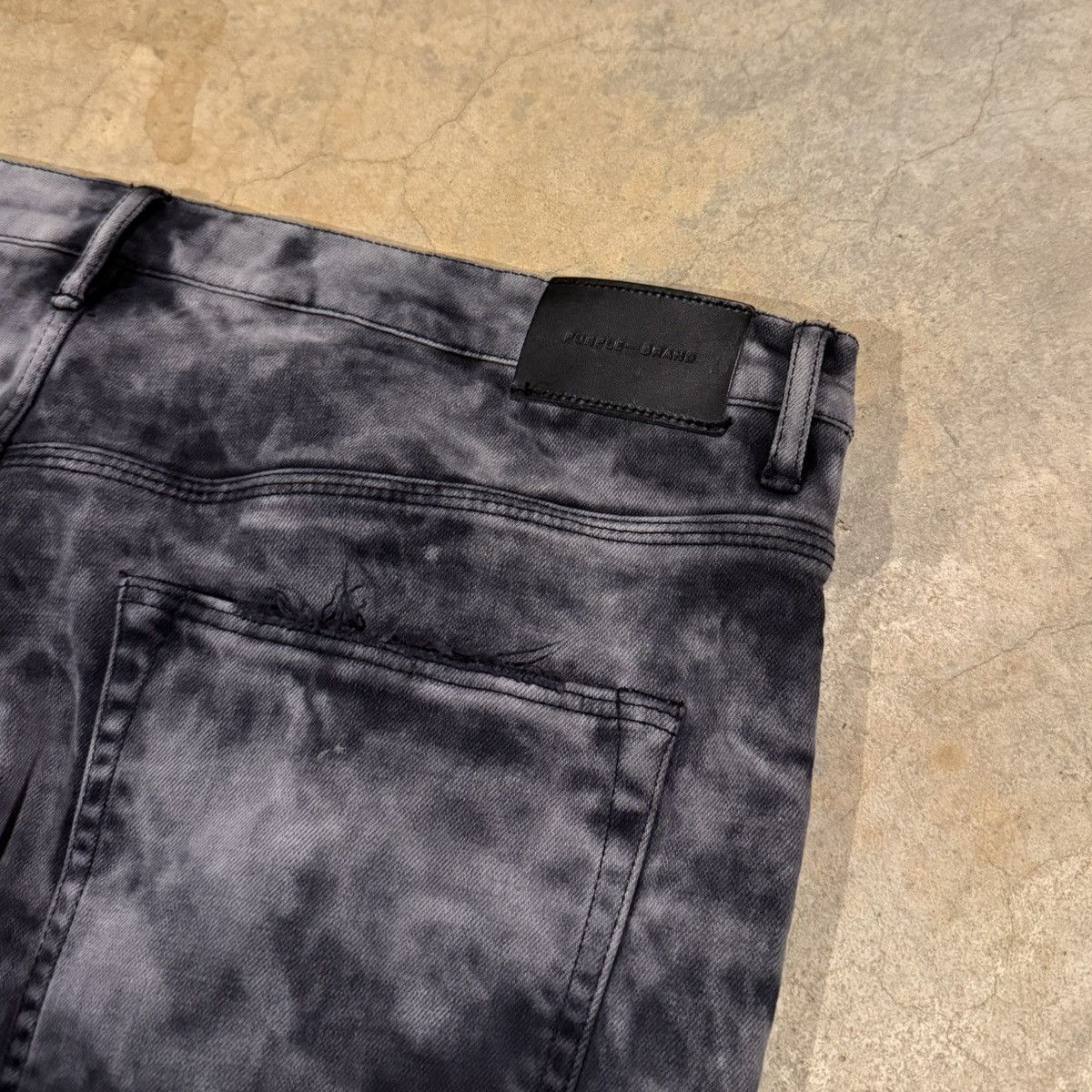 Purple Brand Purple Brand P002 Denim Lavender Tint Black Fade Jeans Size US 40 / EU 56 - 14 Thumbnail