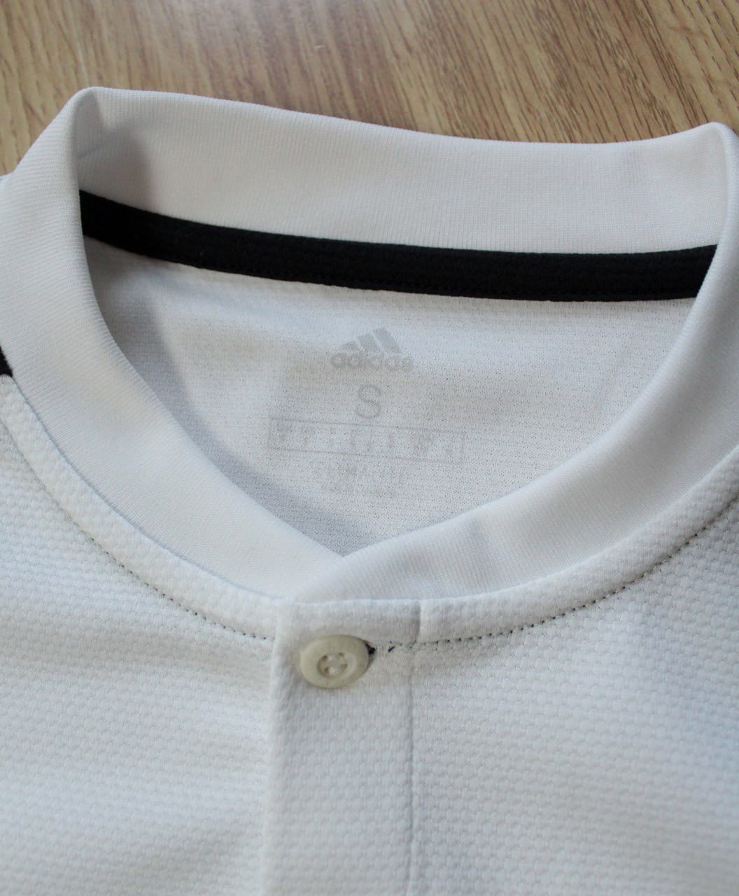 Adidas 🔥 Adidas Real Madrid 2018 White Home Jersey Shirt Size US S / EU 44-46 / 1 - 3 Thumbnail