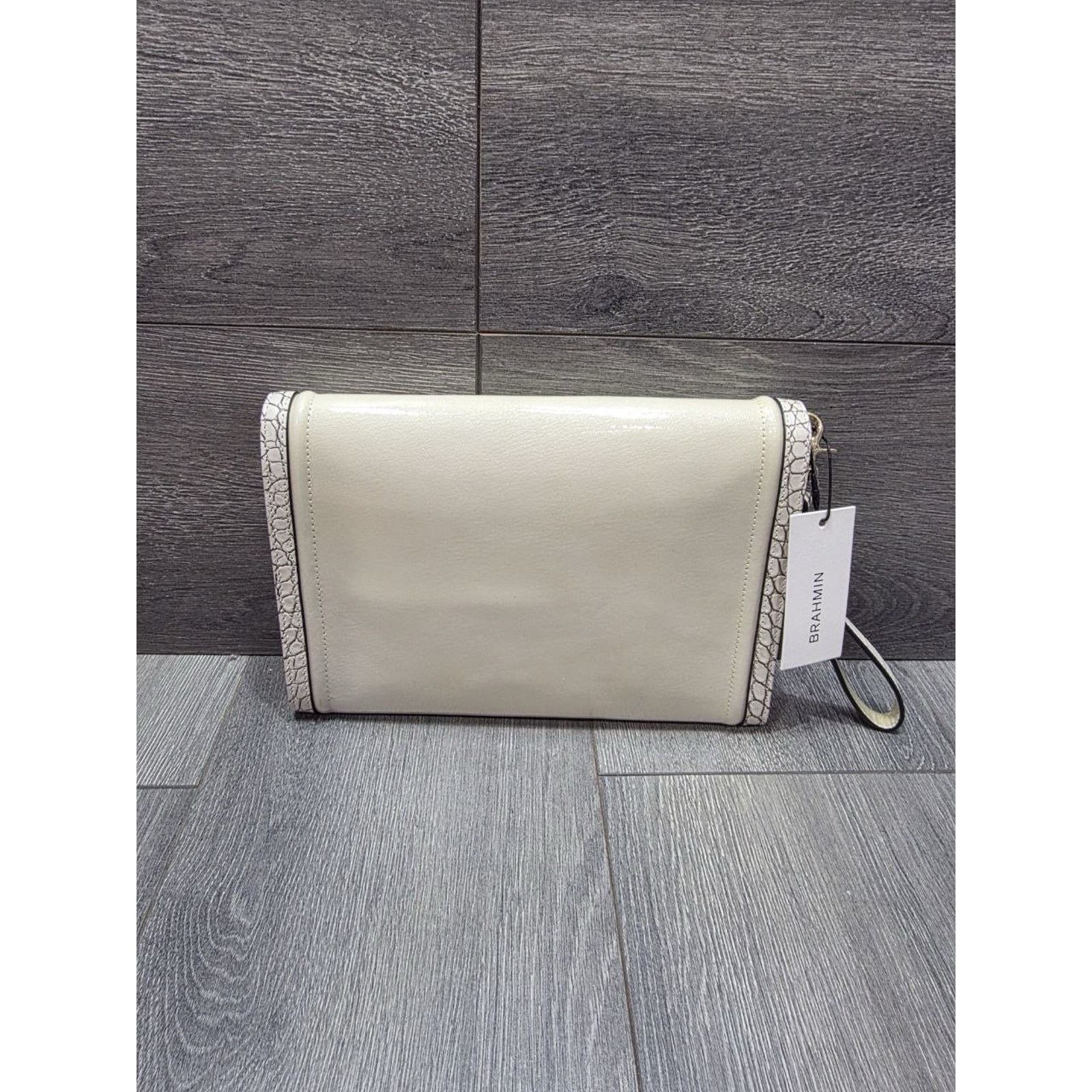 BRAHMIN Brahmin Ruth Ivory Benett wristlet Large Leather B000506 Size ONE SIZE - 5 Thumbnail