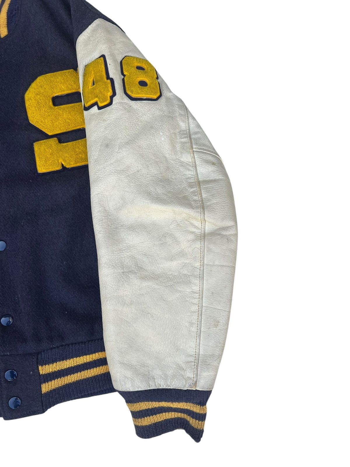 Golden Bear 70s Golden Bear Distressed Bomber Varsity Jacket Size US L / EU 52-54 / 3 - 10 Thumbnail