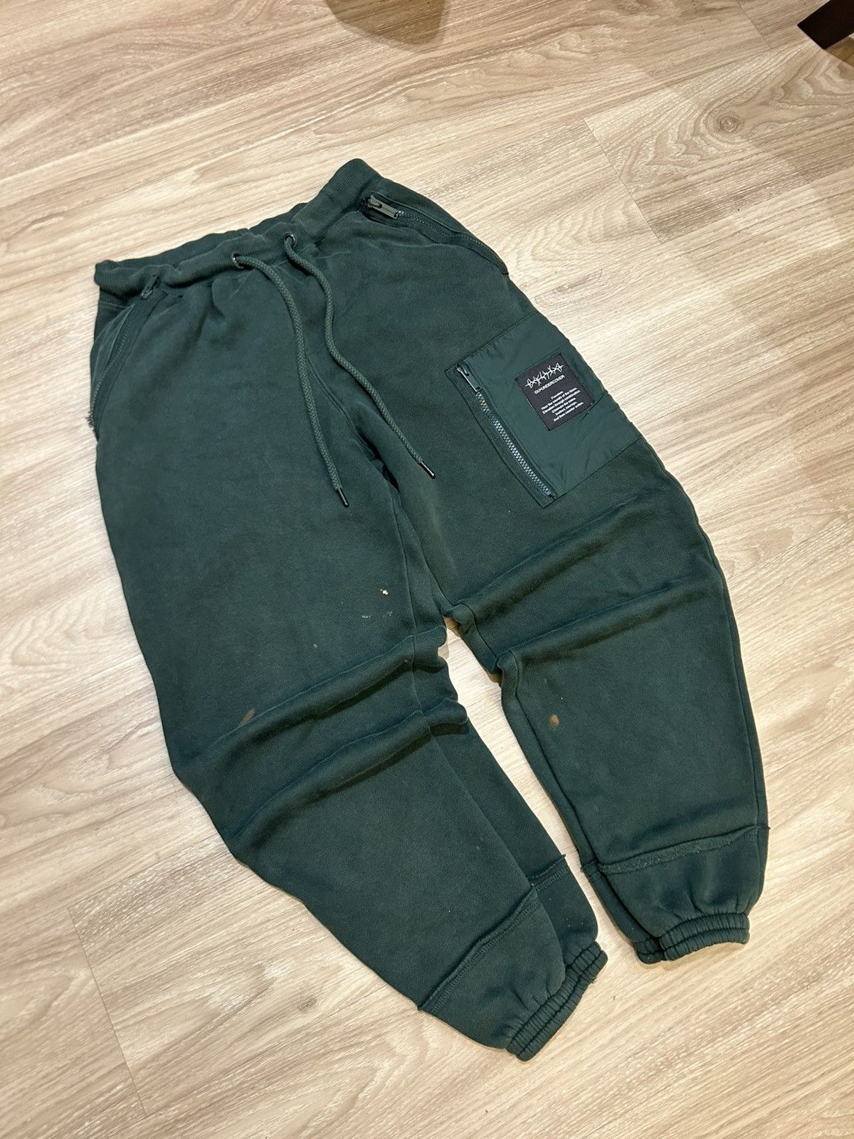GU × Undercover GU x Undercover Jun Takahashi Utility Sweatpants Size US 30 / EU 46 - 2 Thumbnail