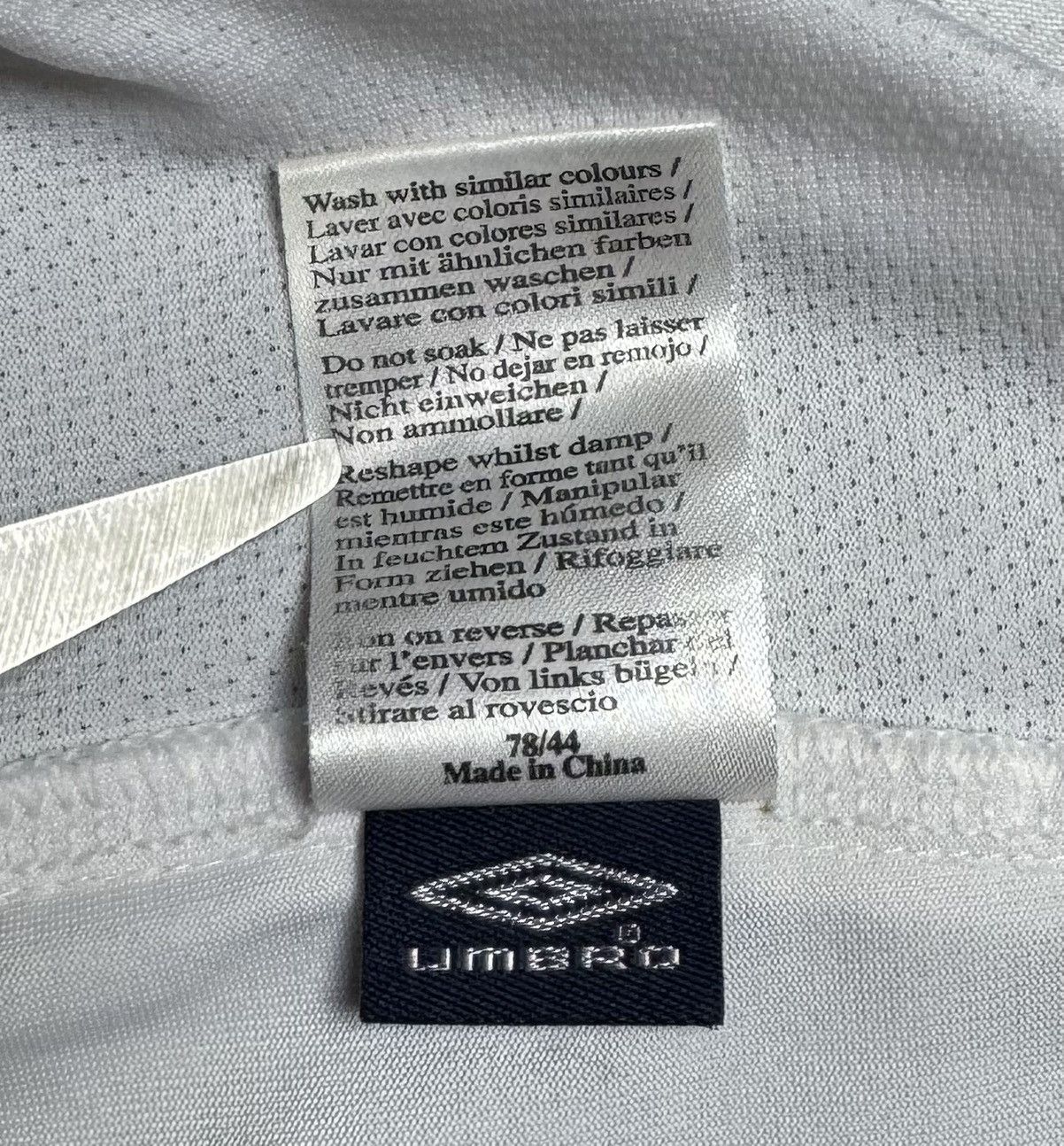 Umbro England 2007 2008 2009 Home Shirt Jersey Long Sleeve Umbro Size US L / EU 52-54 / 3 - 17 Thumbnail