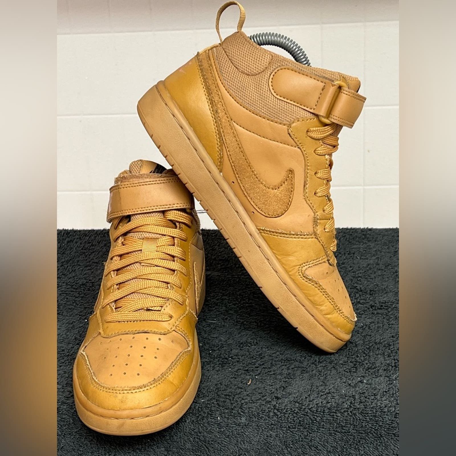 Nike Nike Court Borough Mid 2 GS Wheat Black Sneakers Youth SZ 4Y Size US 5.5 / IT 35.5 - 2 Thumbnail