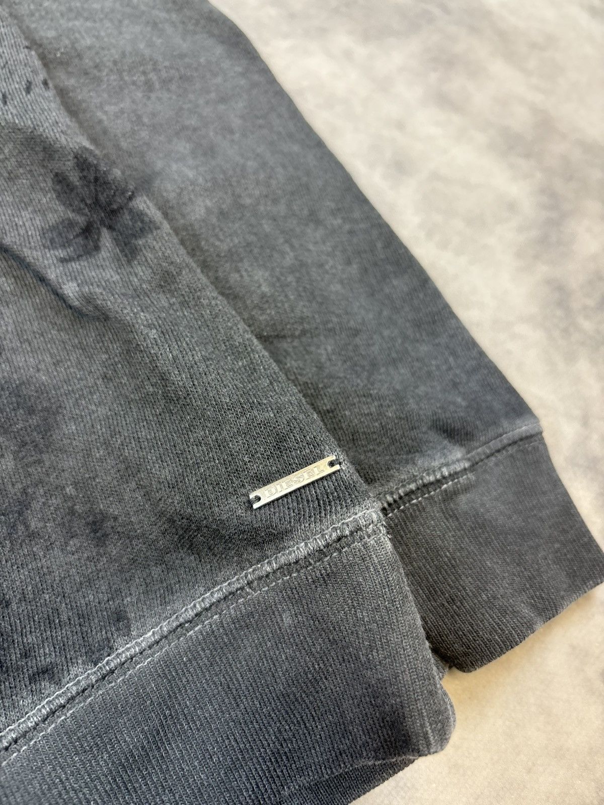 Designer × Diesel × Japanese Brand Vintage Diesel Avantgarde sweatshirt 90s Zippers Old Money Size US M / EU 48-50 / 2 - 2 Thumbnail