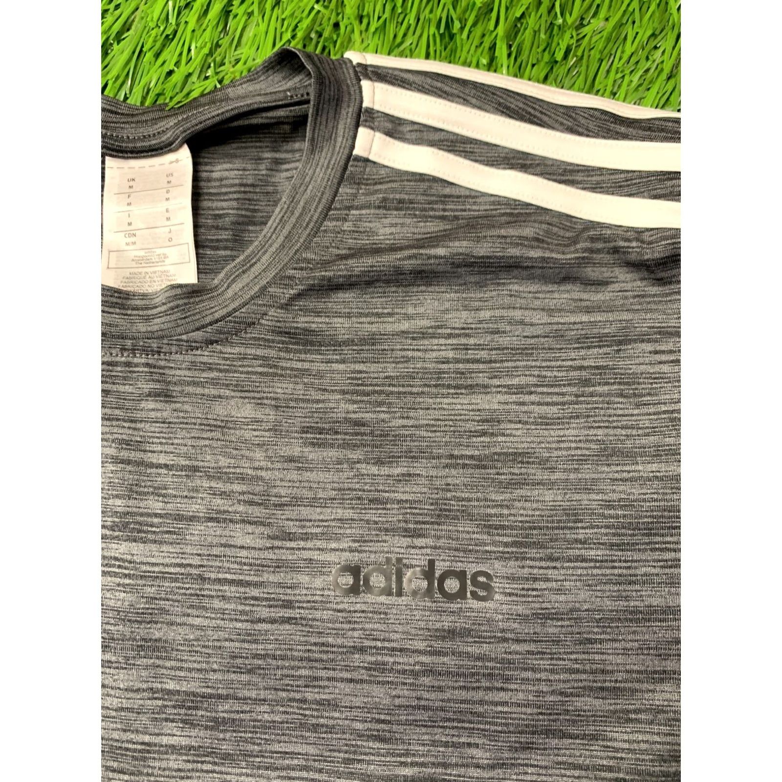Adidas ADIDAS PERFORMANCE Shirt Men M Gray and White Football Jersey 2020 Predator CZ9740 Mens Size US M / EU 48-50 / 2 - 3 Thumbnail